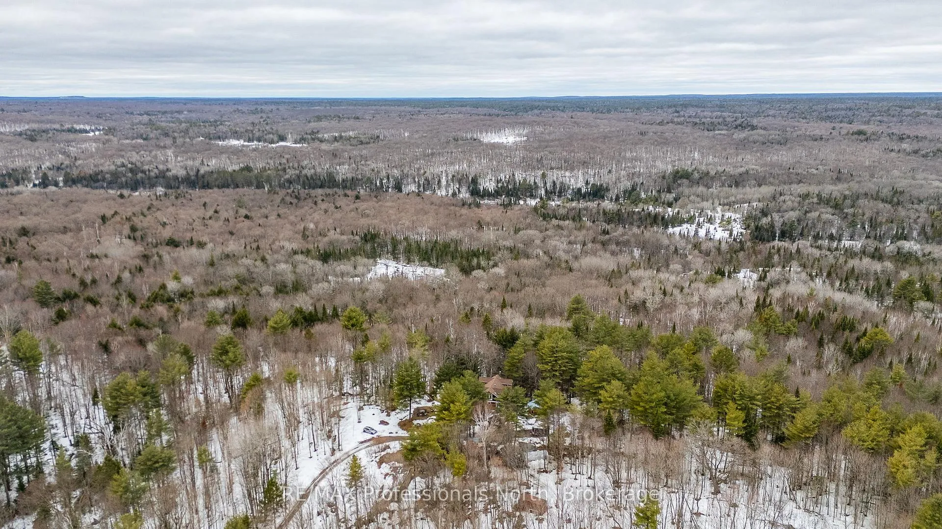 Photo 43 of 1127 Bobcaygeon Road, Minden Hills, Anson — HOMEH