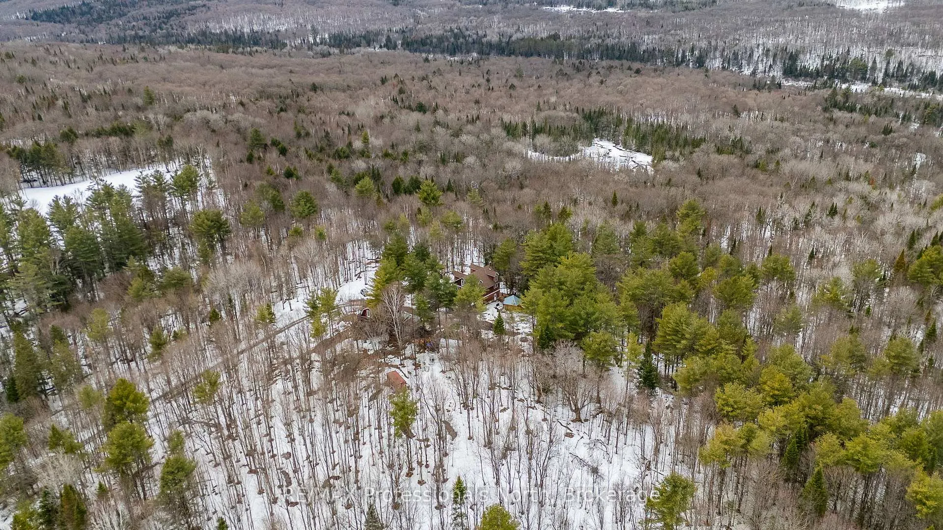 Photo 45 of 1127 Bobcaygeon Road, Minden Hills, Anson — HOMEH