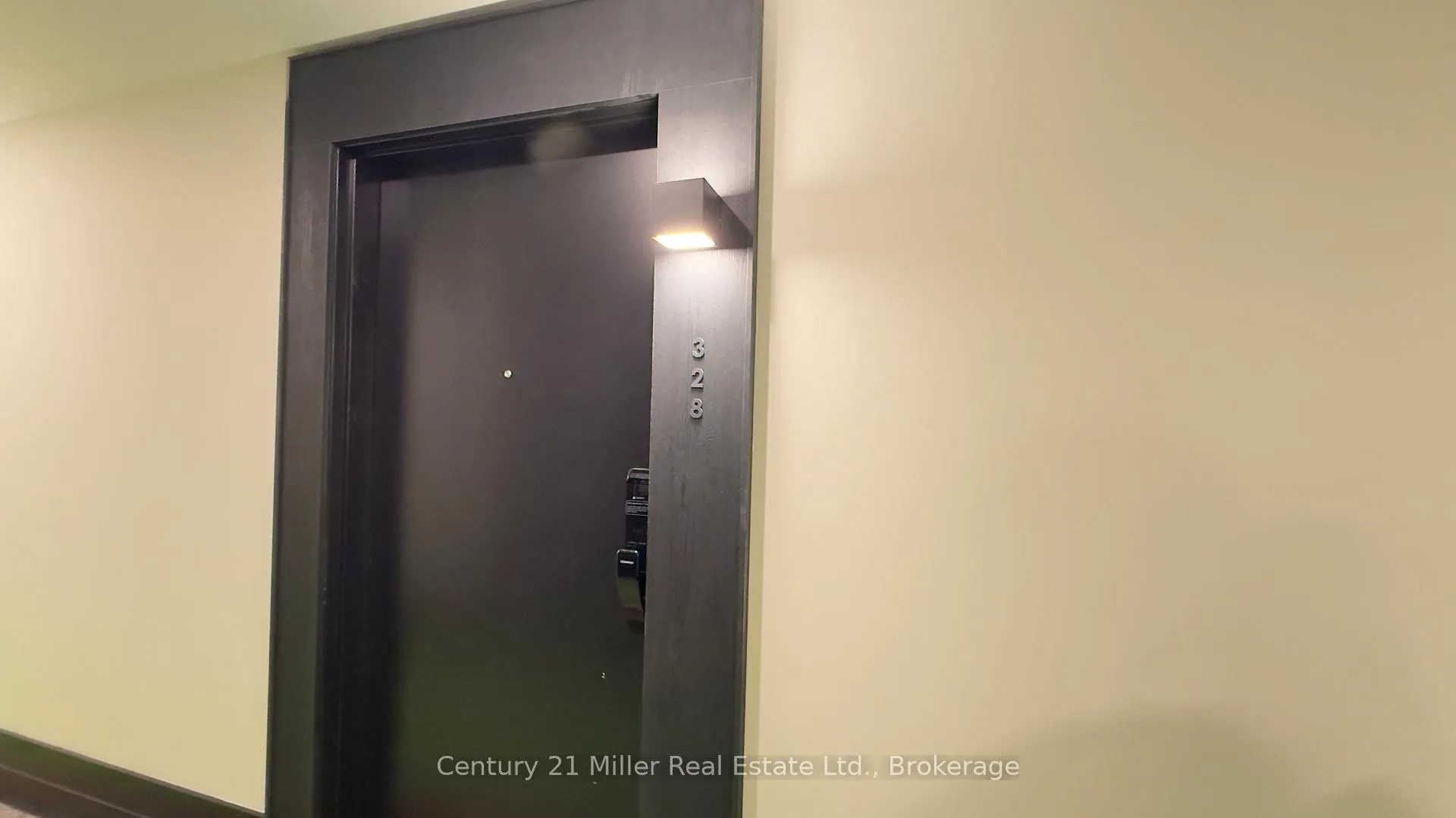 Photo 2 of Unit Unit # 328, 461 Green Road N, Hamilton, Lakeshore — HOMEH