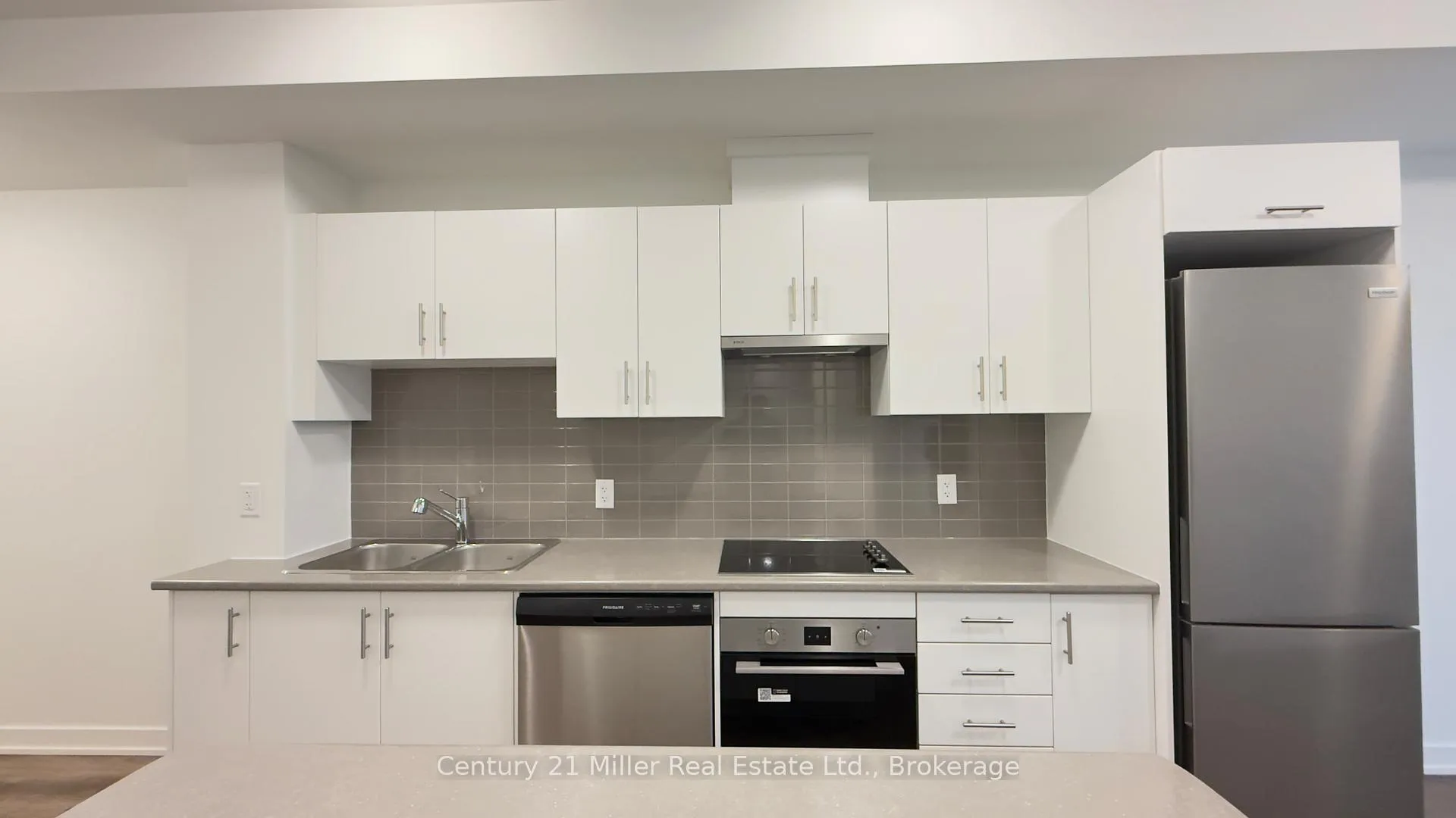 Photo 3 of Unit Unit # 328, 461 Green Road N, Hamilton, Lakeshore — HOMEH