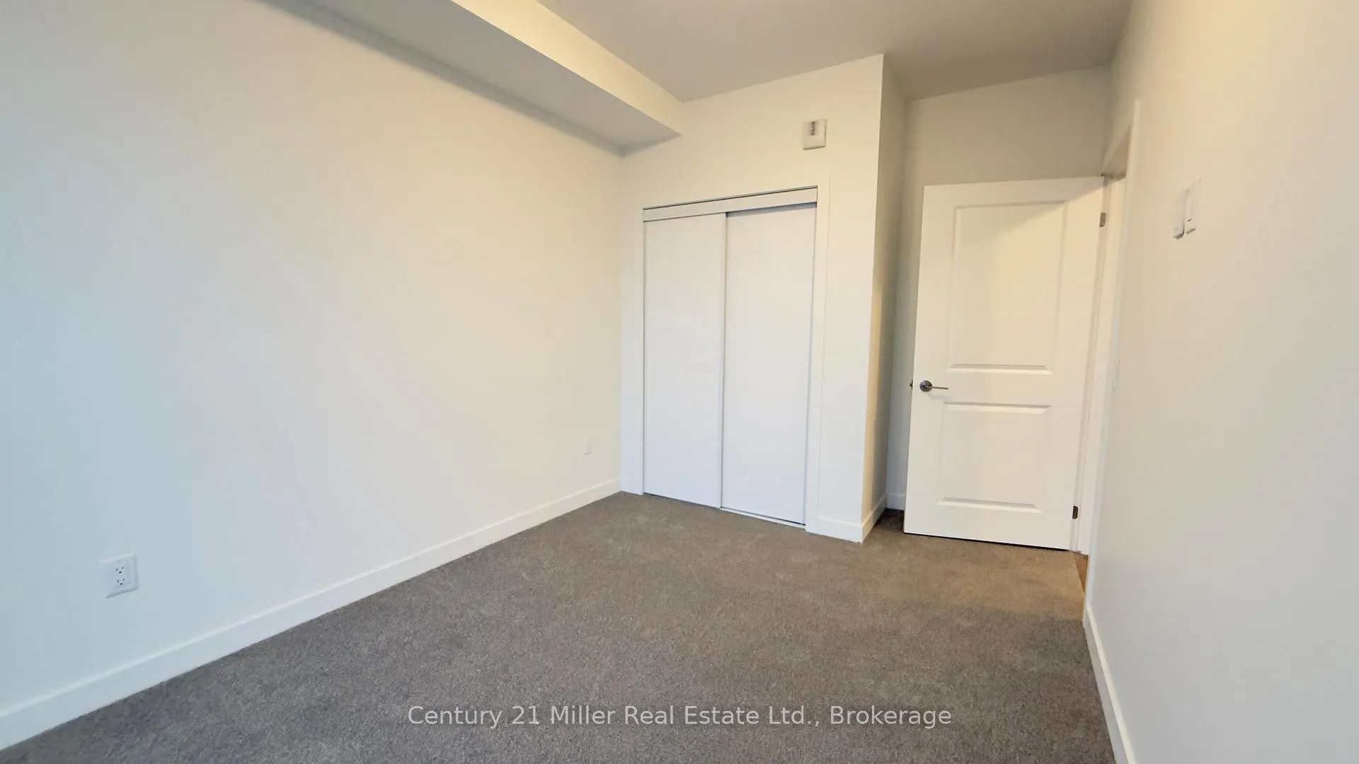 Photo 13 of Unit Unit # 328, 461 Green Road N, Hamilton, Lakeshore — HOMEH