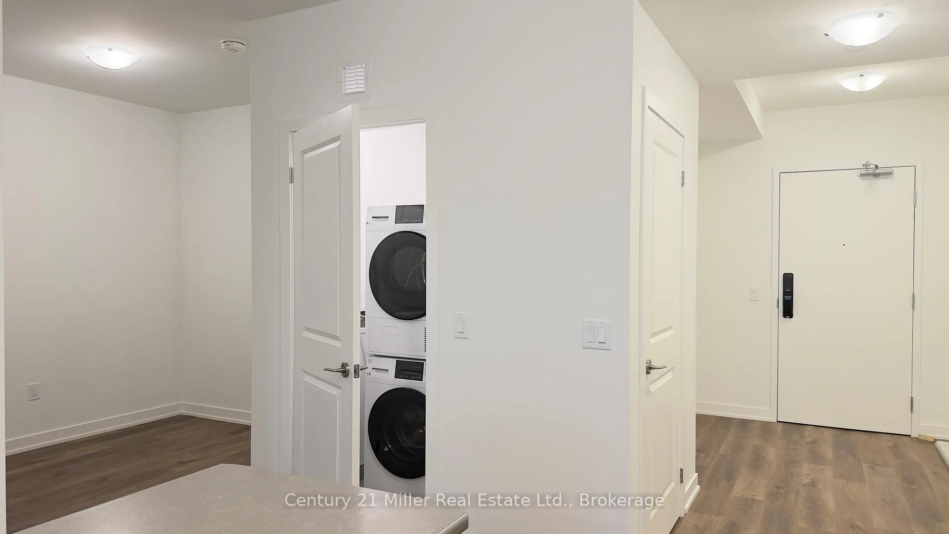 Photo 17 of Unit Unit # 328, 461 Green Road N, Hamilton, Lakeshore — HOMEH