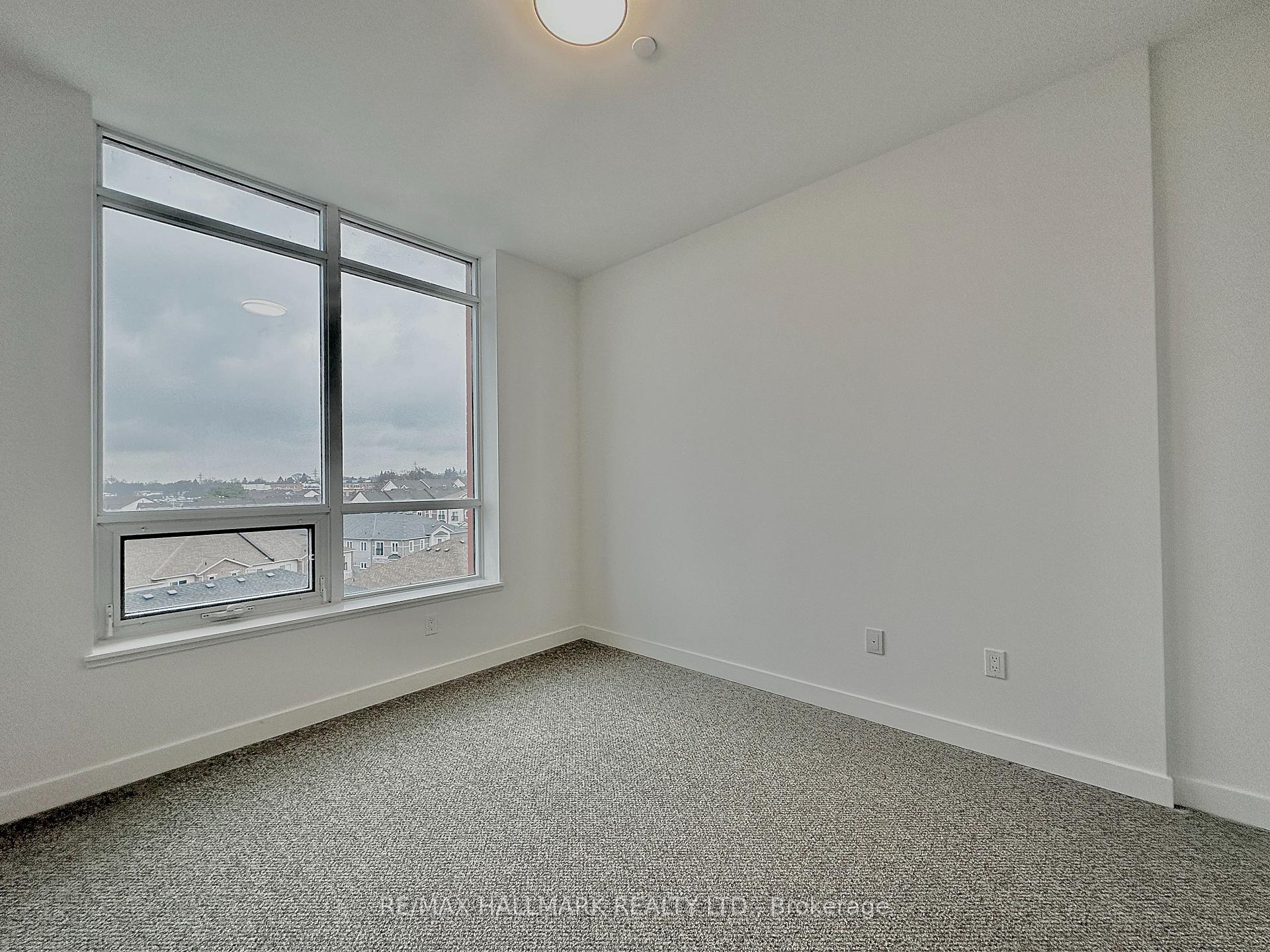 Photo 25 of Unit PH15, 1010 Dundas Street E, Whitby, Pringle Creek — HOMEH