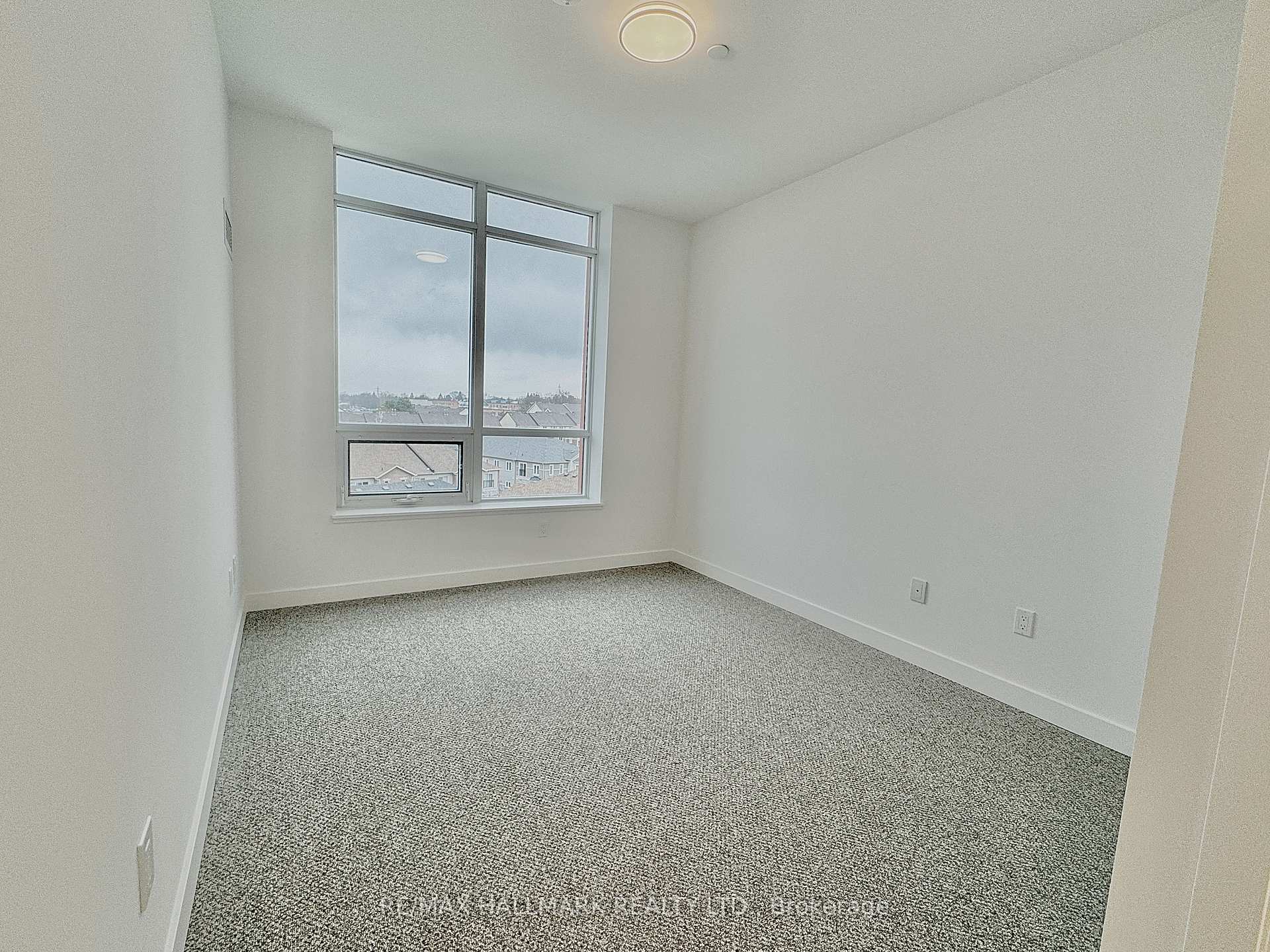 Photo 33 of Unit PH15, 1010 Dundas Street E, Whitby, Pringle Creek — HOMEH