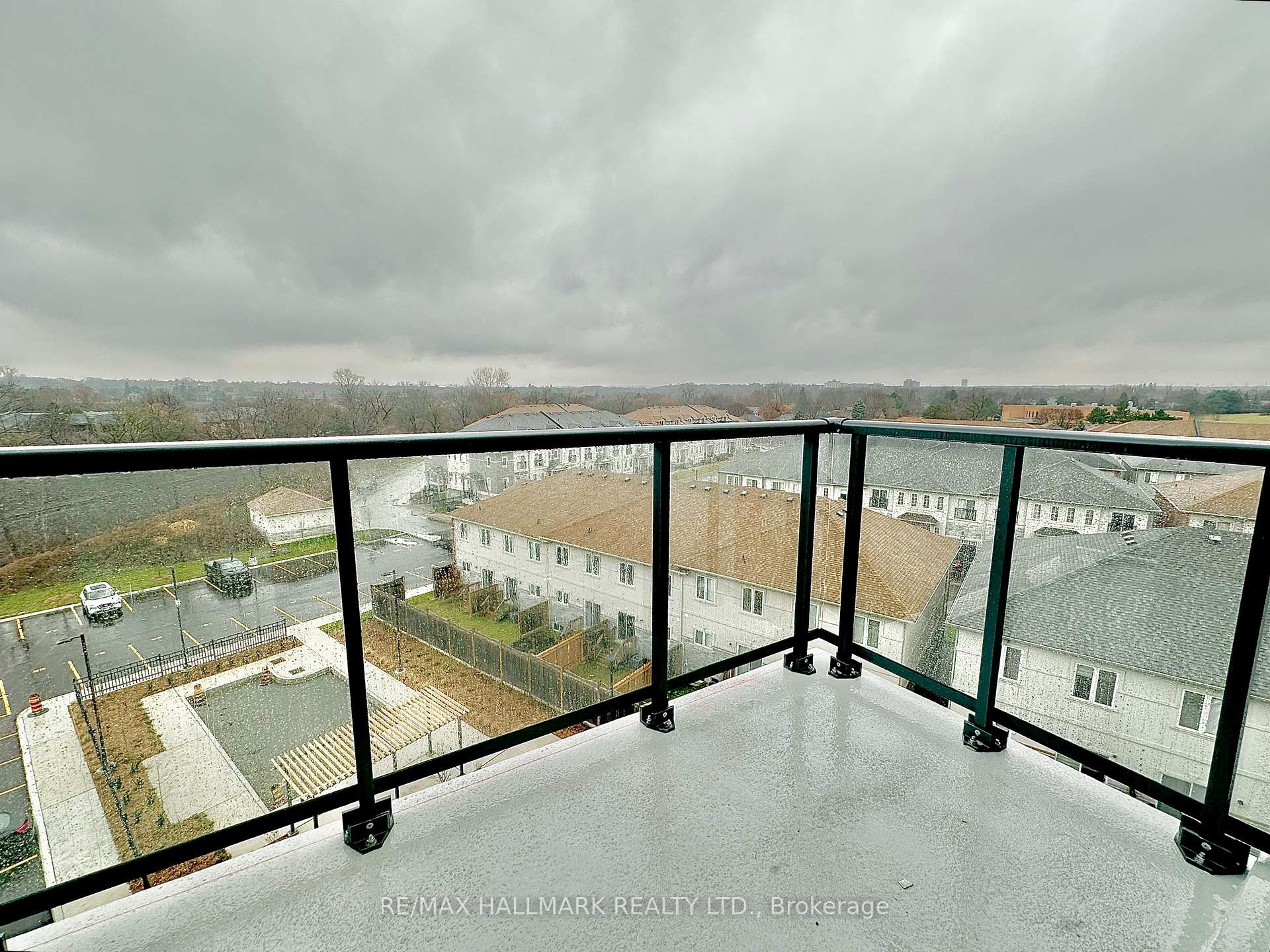 Photo 37 of Unit PH15, 1010 Dundas Street E, Whitby, Pringle Creek — HOMEH