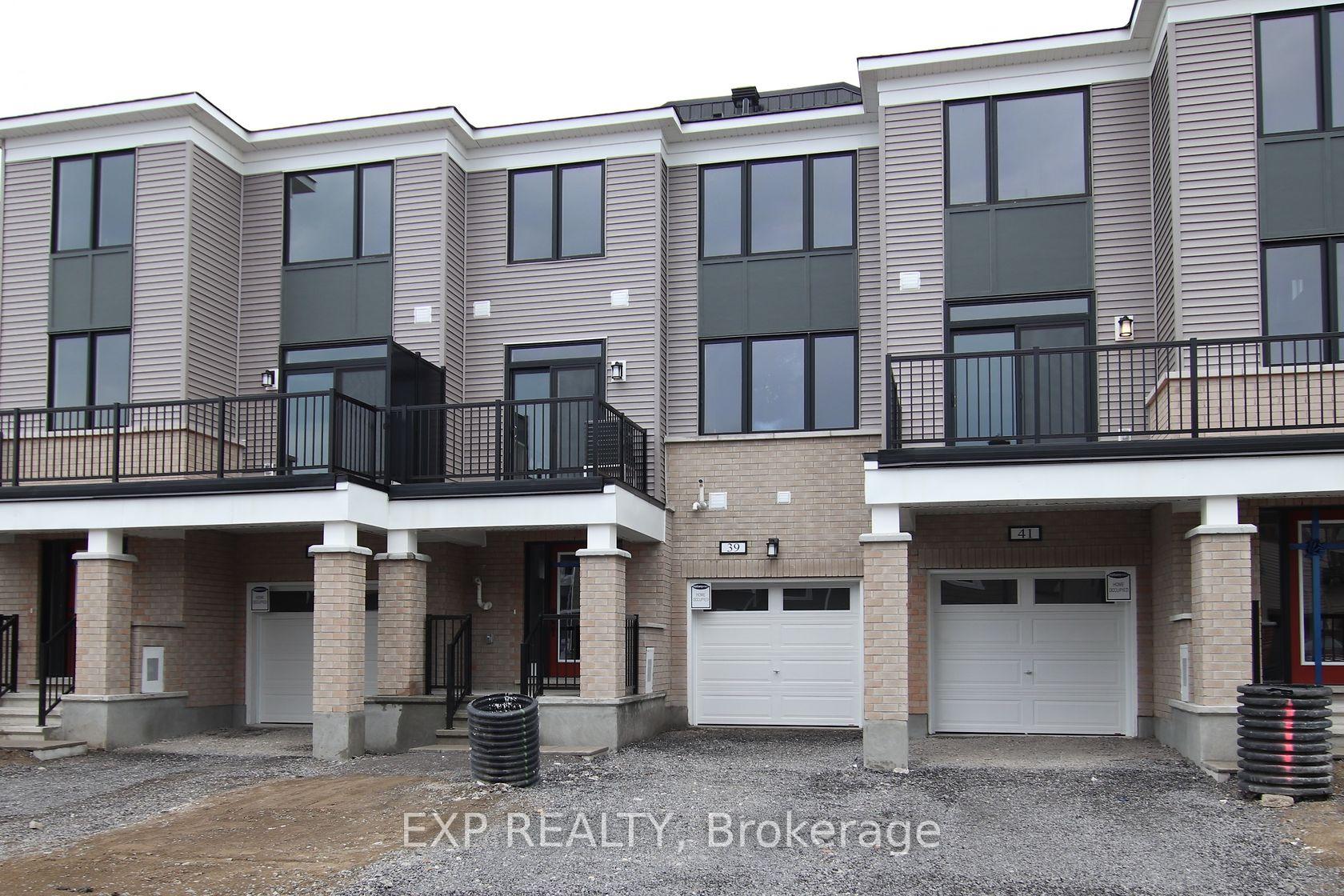 Front of 39 Lentago Avenue