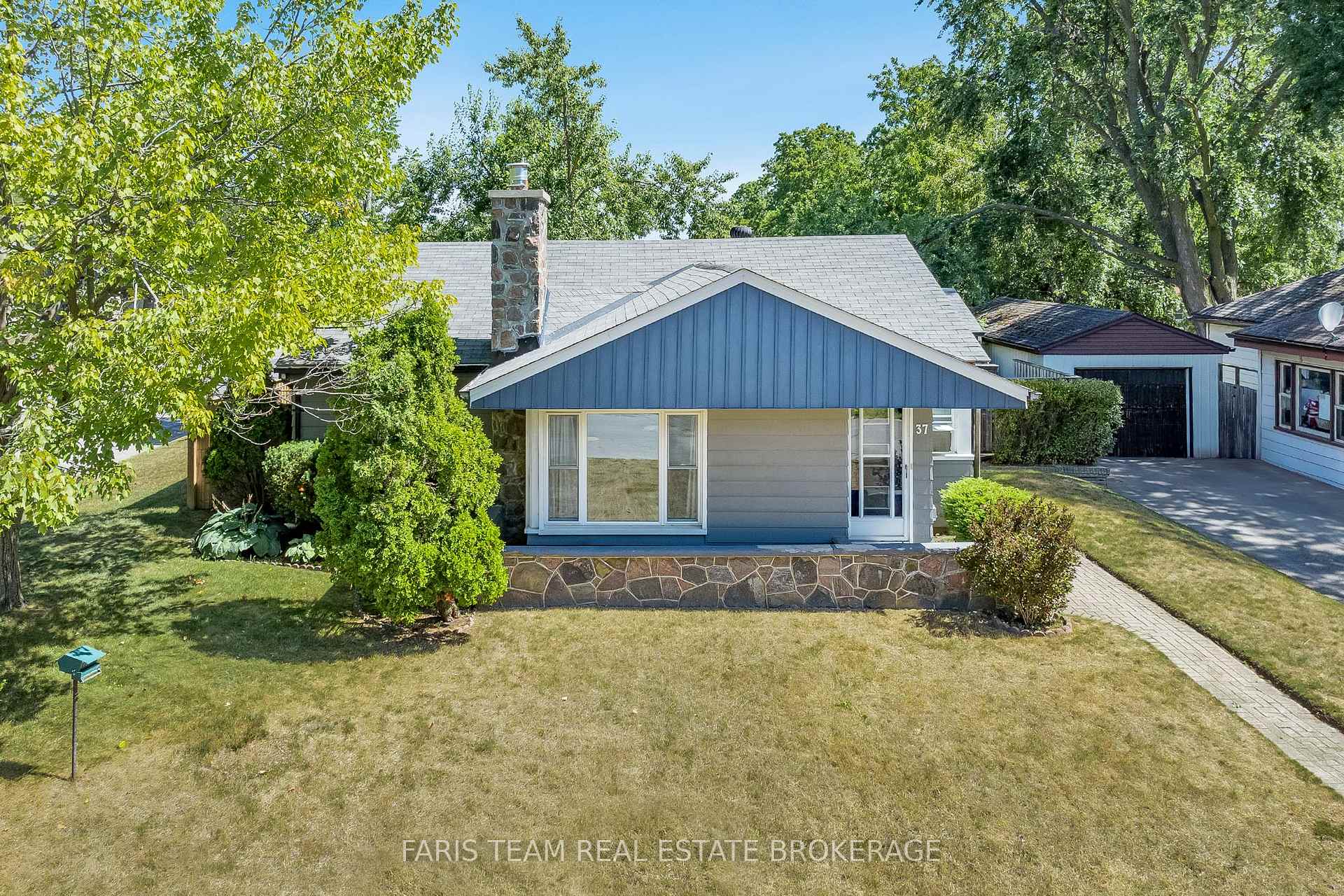 Photo 1 of 37 Lount Street, Barrie, Wellington — HOMEH