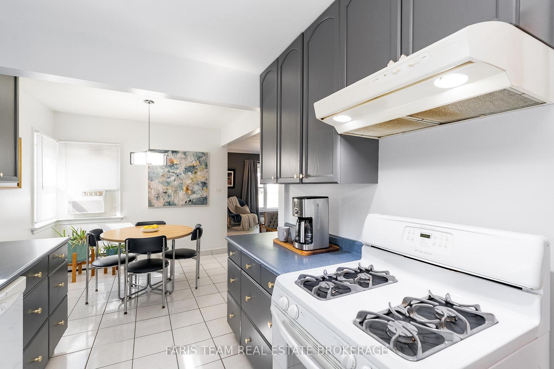 Photo 7 of 37 Lount Street, Barrie, Wellington — HOMEH