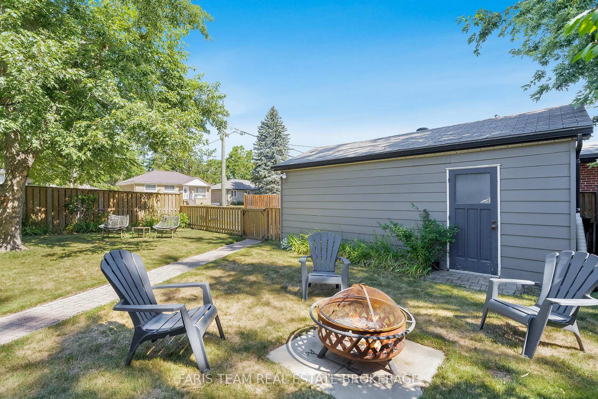 Photo 25 of 37 Lount Street, Barrie, Wellington — HOMEH