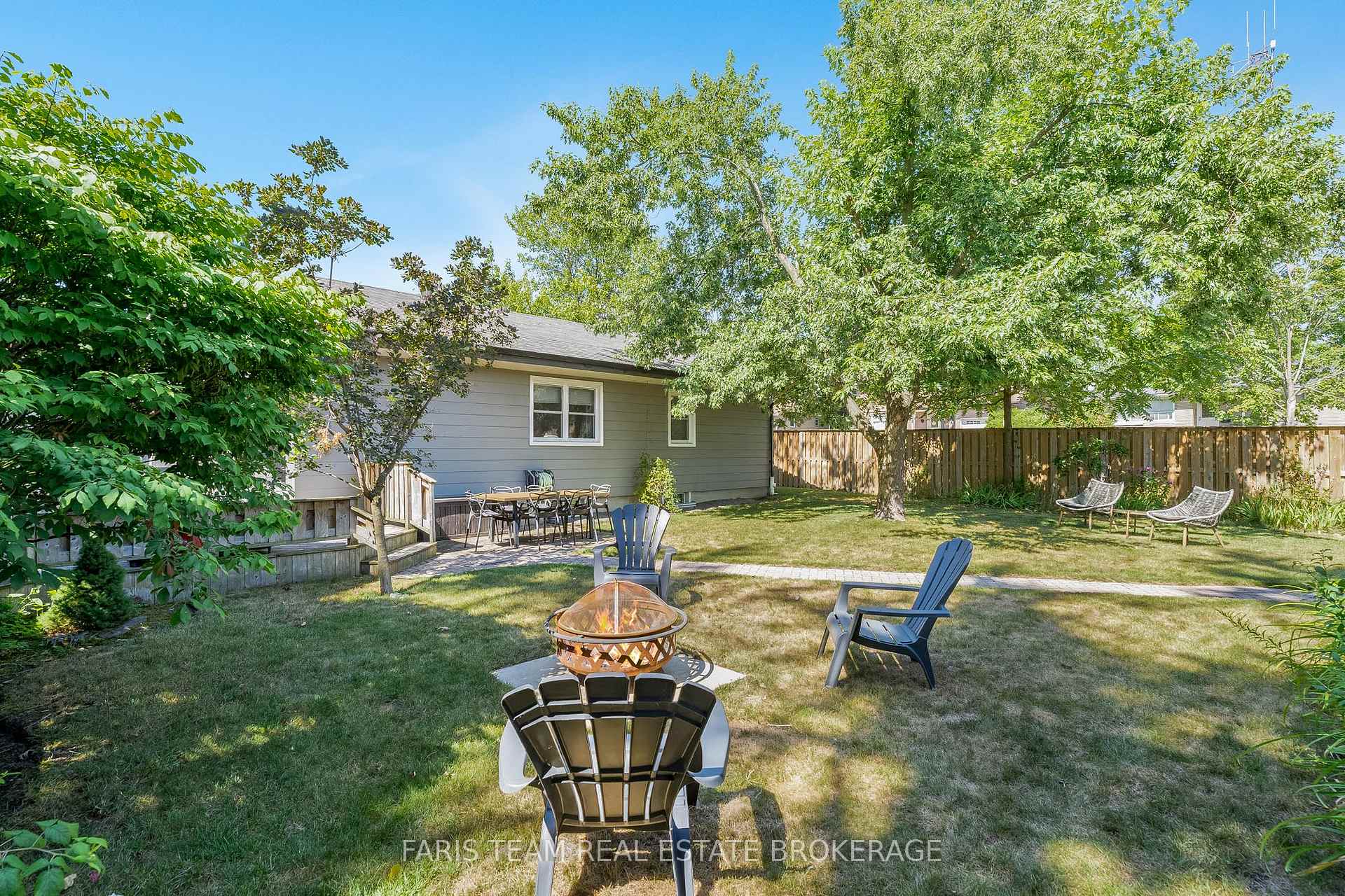 Photo 24 of 37 Lount Street, Barrie, Wellington — HOMEH