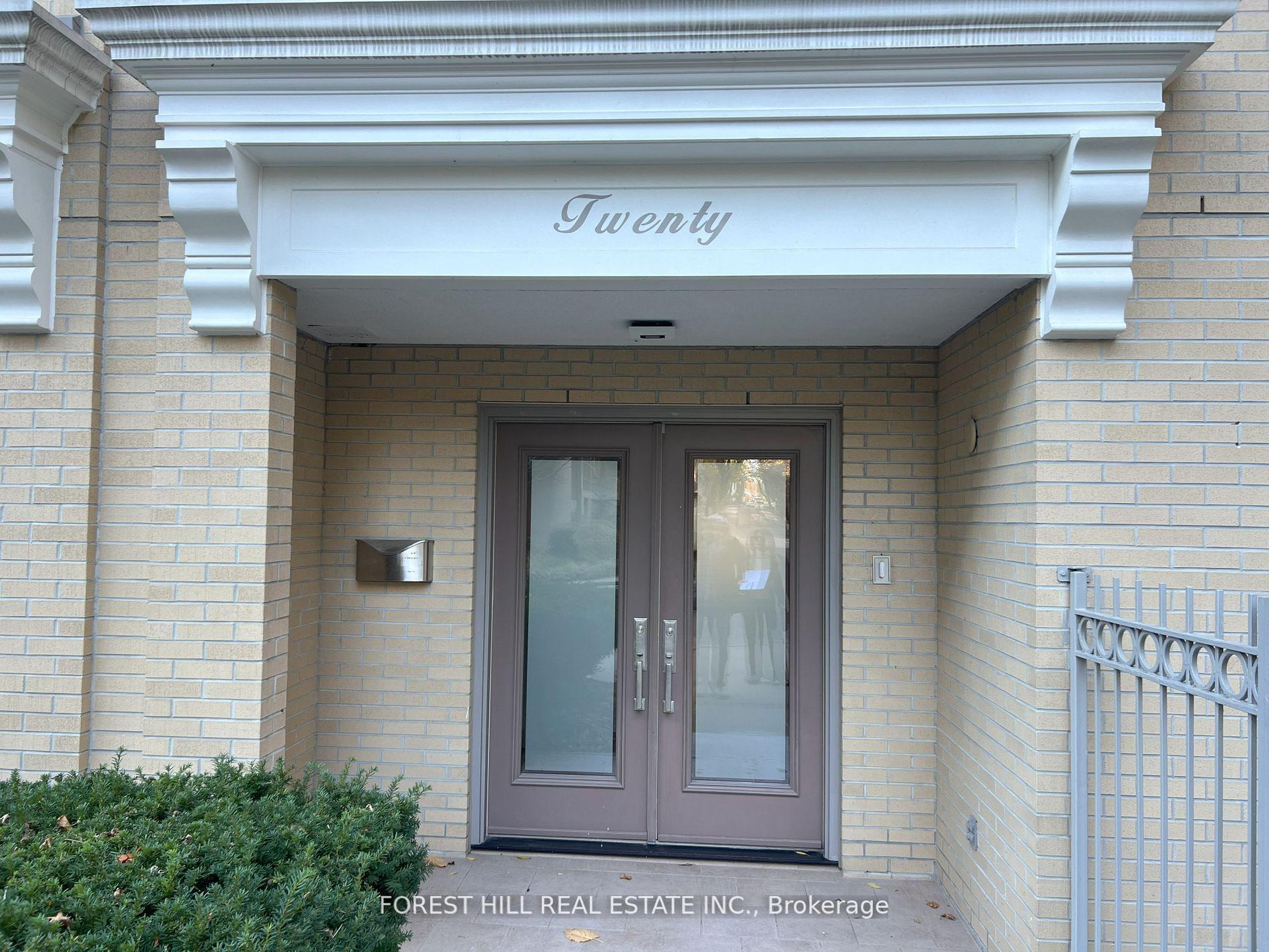Photo 9 of 20 Lower Village Gate, Toronto, Forest Hill South — HOMEH