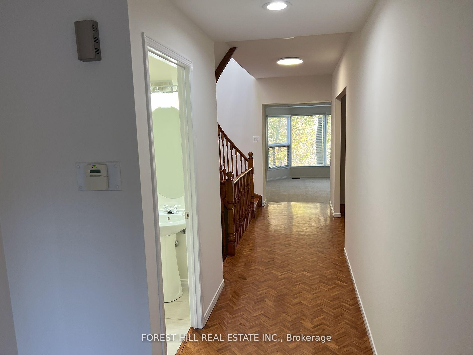 Photo 2 of 20 Lower Village Gate, Toronto, Forest Hill South — HOMEH