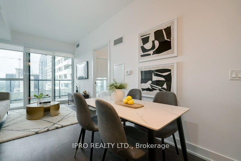 Photo 10 of Unit 1205, 11 Lillian Street, Toronto, Mount Pleasant West — HOMEH