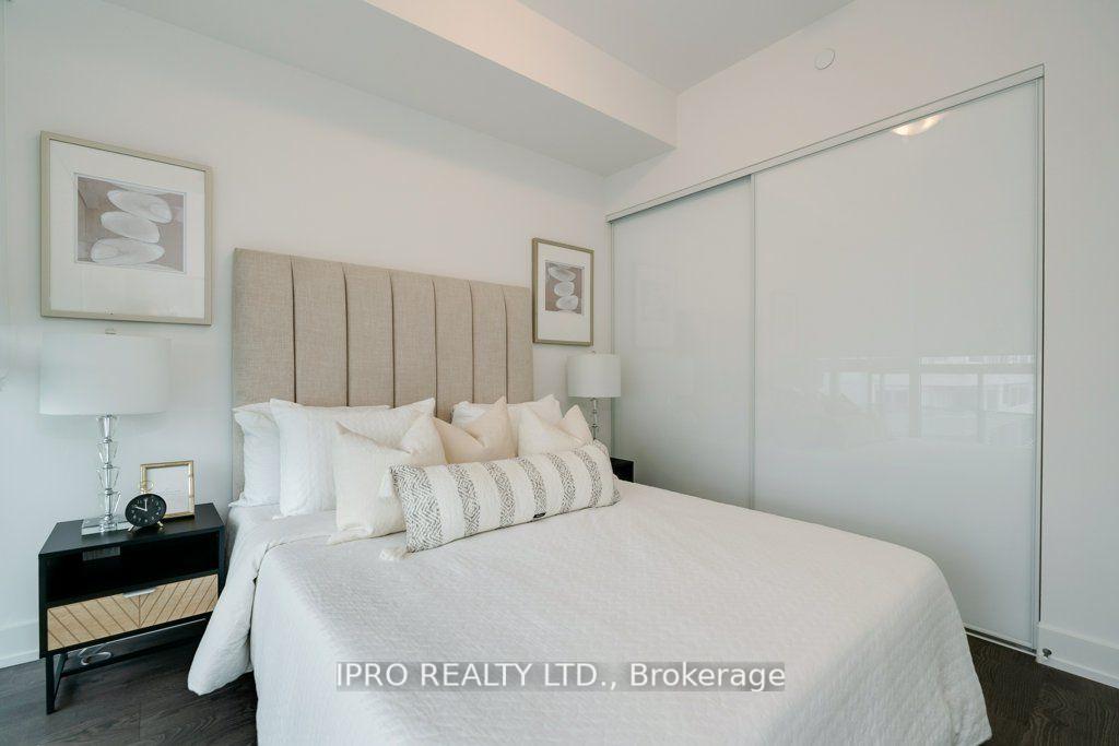 Photo 19 of Unit 1205, 11 Lillian Street, Toronto, Mount Pleasant West — HOMEH