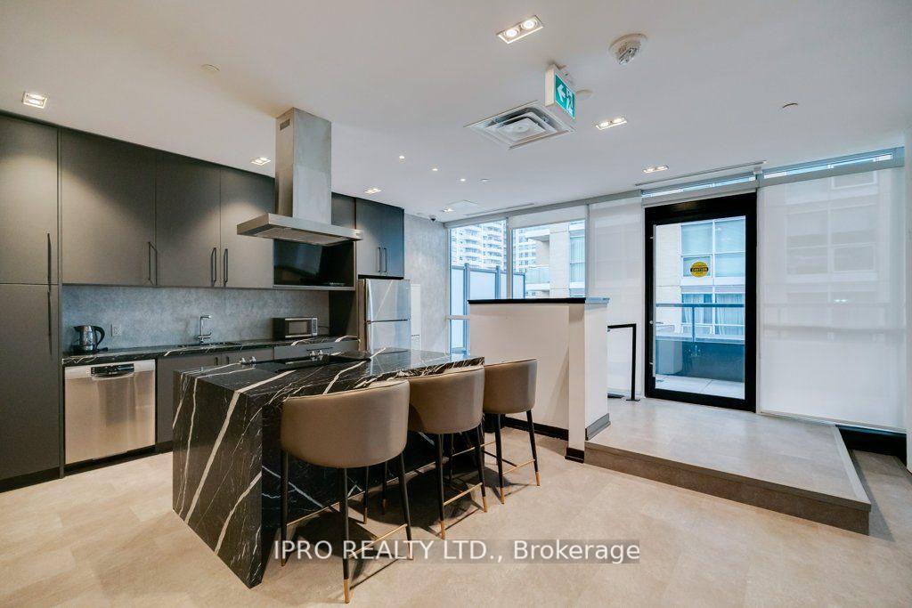 Photo 36 of Unit 1205, 11 Lillian Street, Toronto, Mount Pleasant West — HOMEH