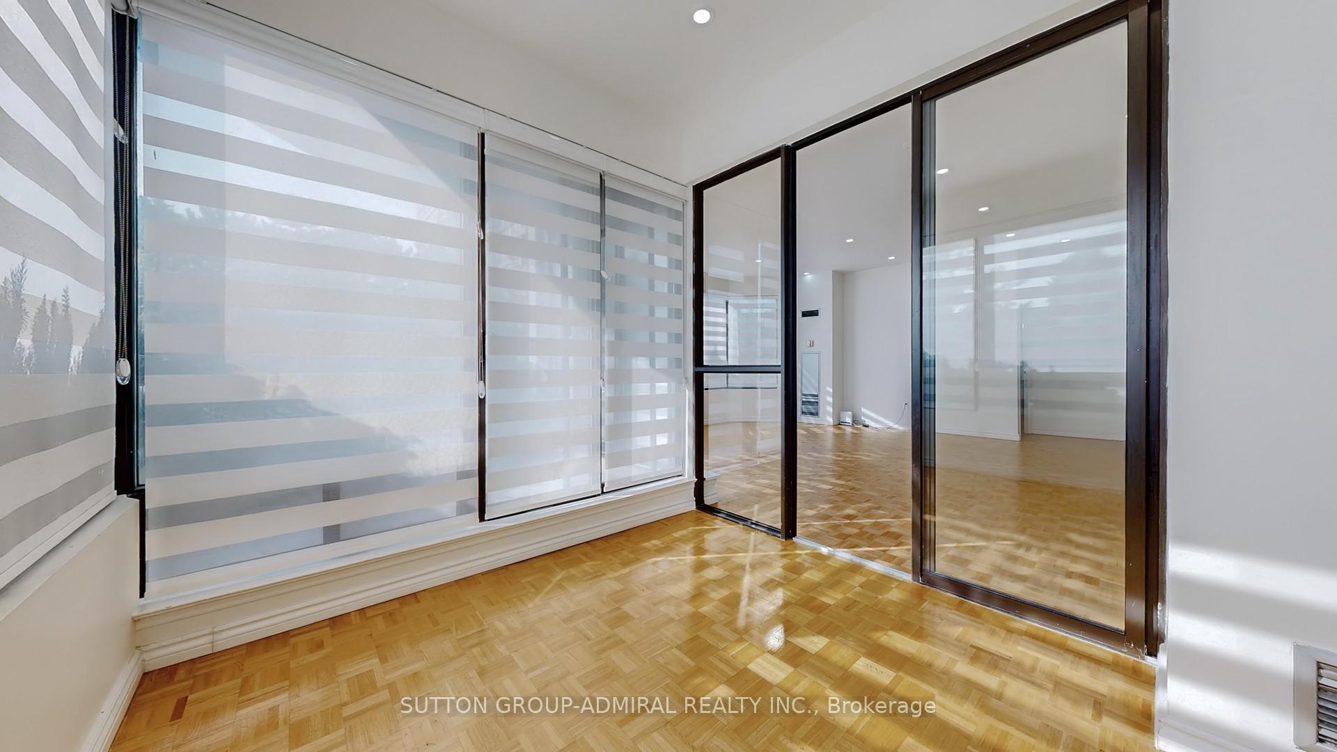 Photo 1 of Unit 102, 7460 Bathurst Street, Vaughan, Brownridge — HOMEH