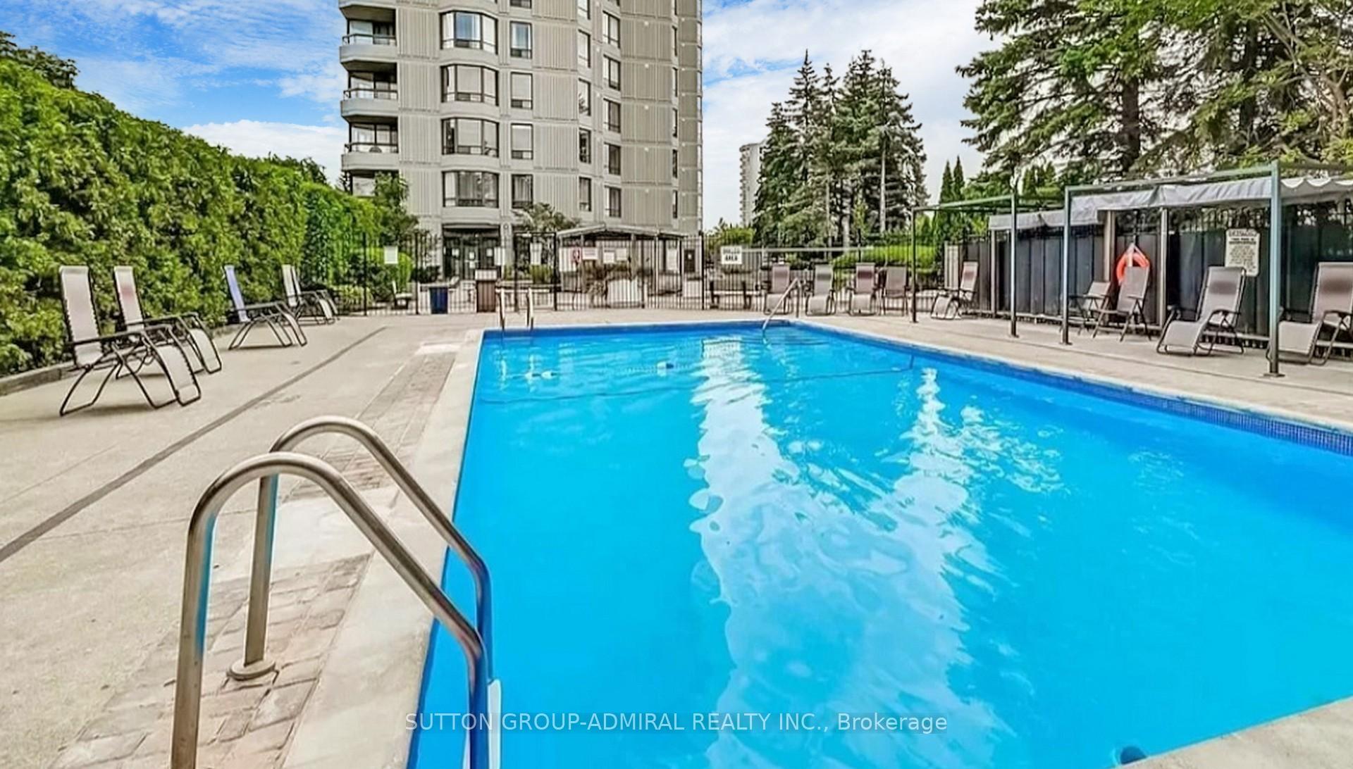 Photo 11 of Unit 102, 7460 Bathurst Street, Vaughan, Brownridge — HOMEH