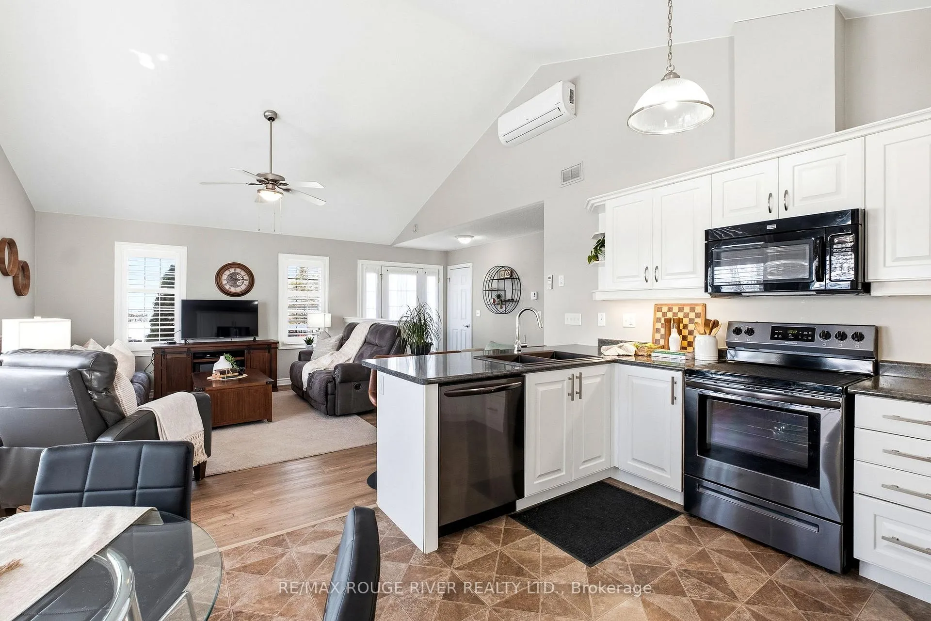 Photo 12 of Unit 804, 325 Densmore Road, Cobourg — HOMEH