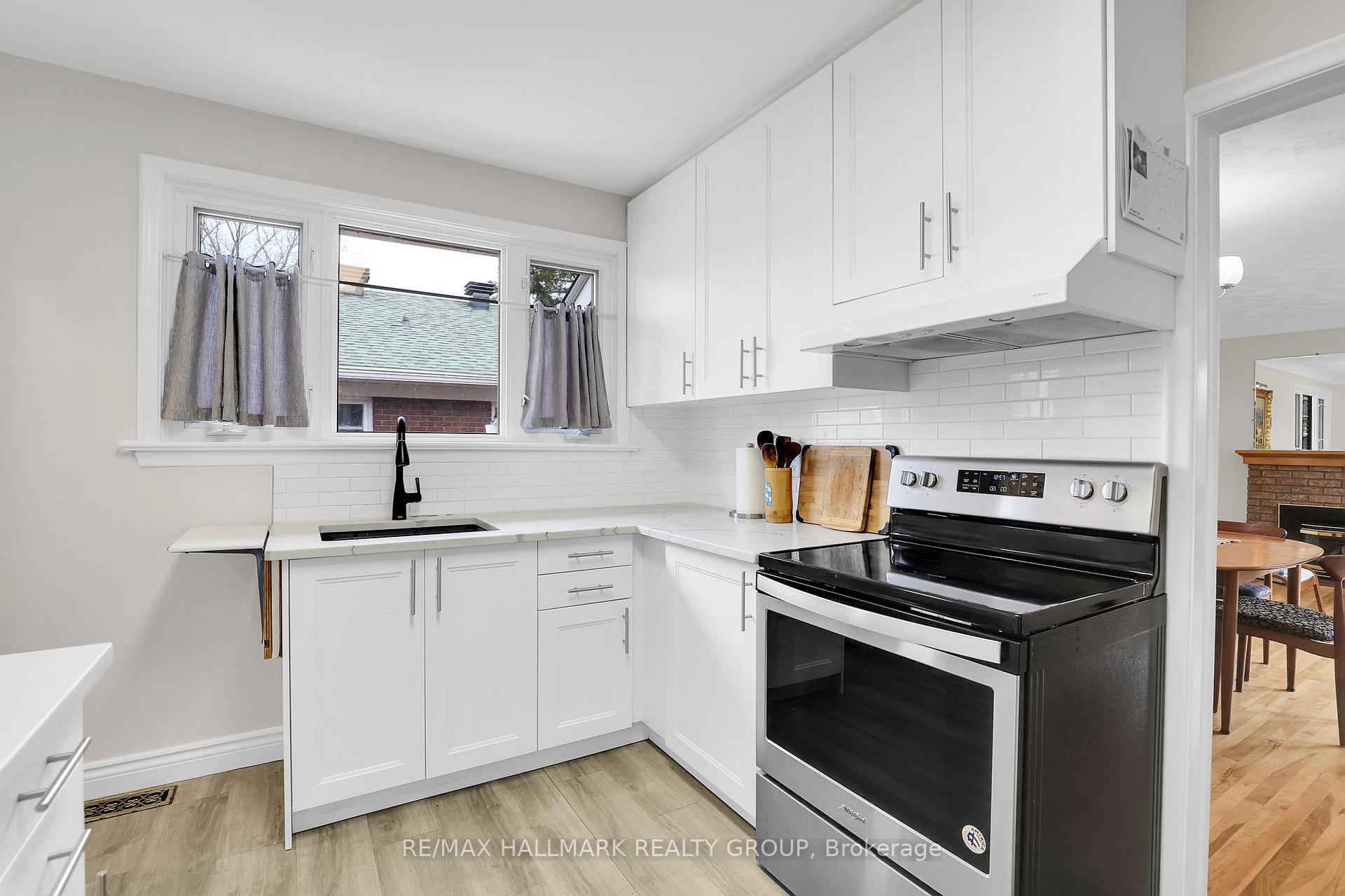 Photo 14 of 1910 Haig Drive, Ottawa, Elmvale Acres — HOMEH