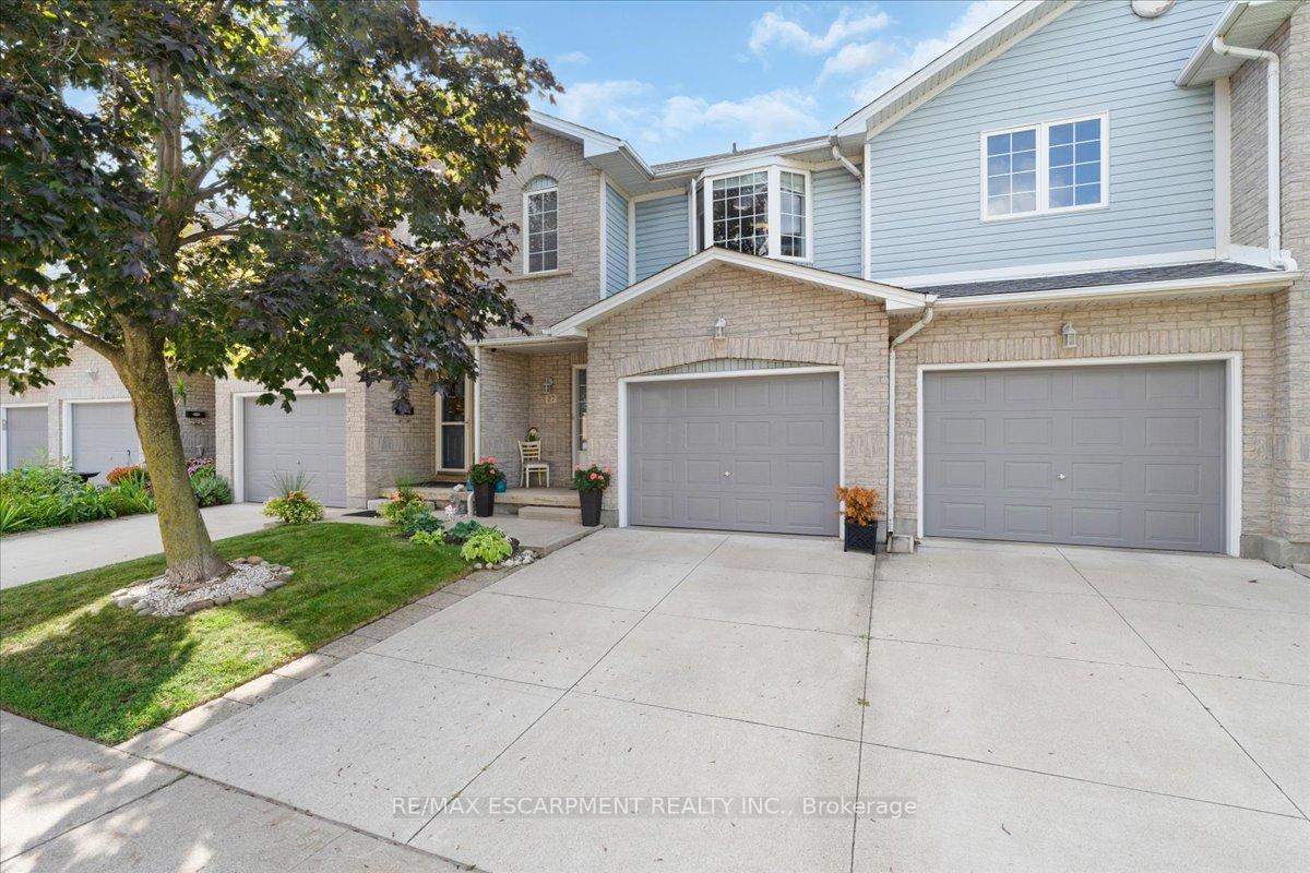 Photo 2 of Unit 27, 104 Frances Avenue, Hamilton, Lakeshore — HOMEH