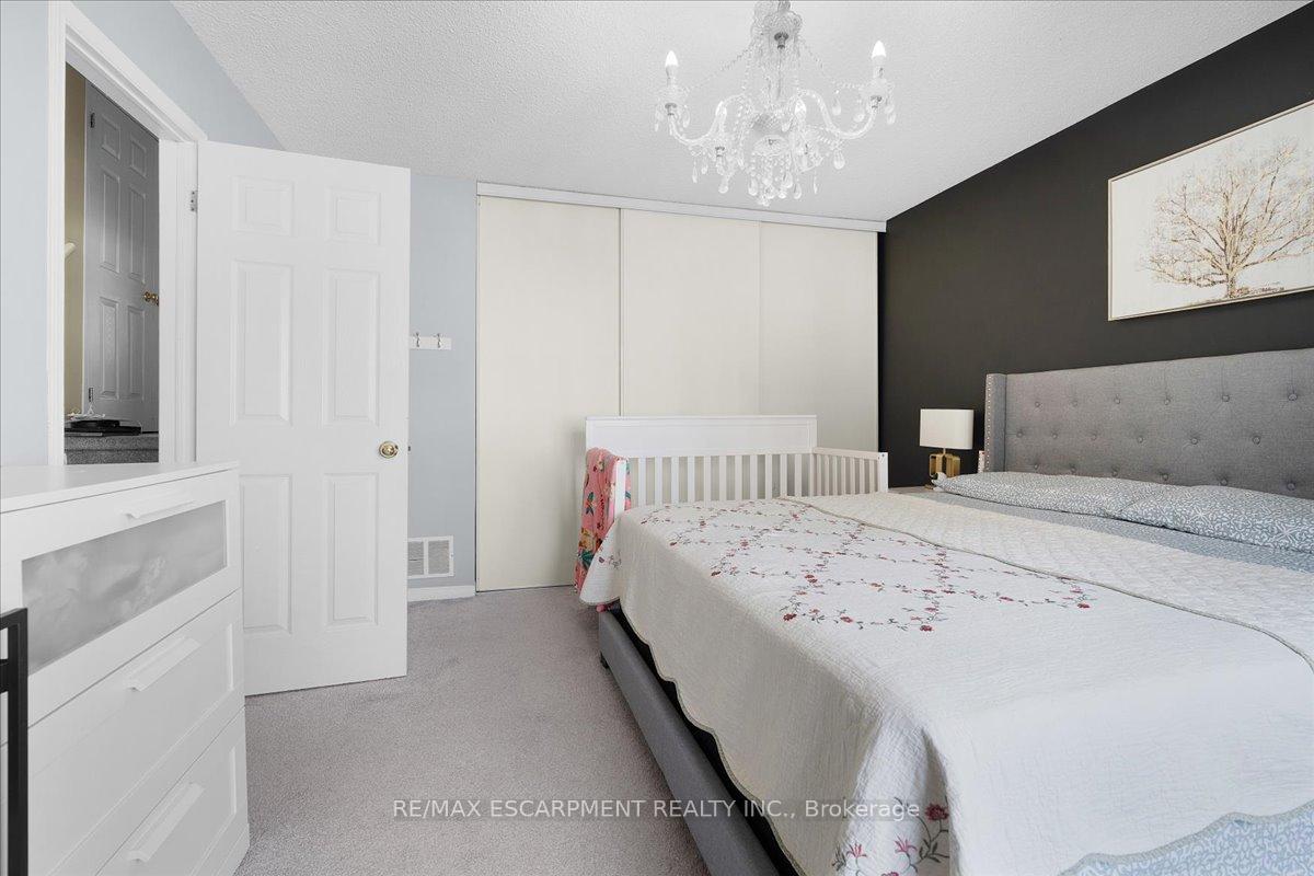 Photo 17 of Unit 27, 104 Frances Avenue, Hamilton, Lakeshore — HOMEH