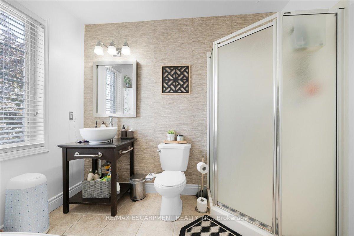 Photo 18 of Unit 27, 104 Frances Avenue, Hamilton, Lakeshore — HOMEH