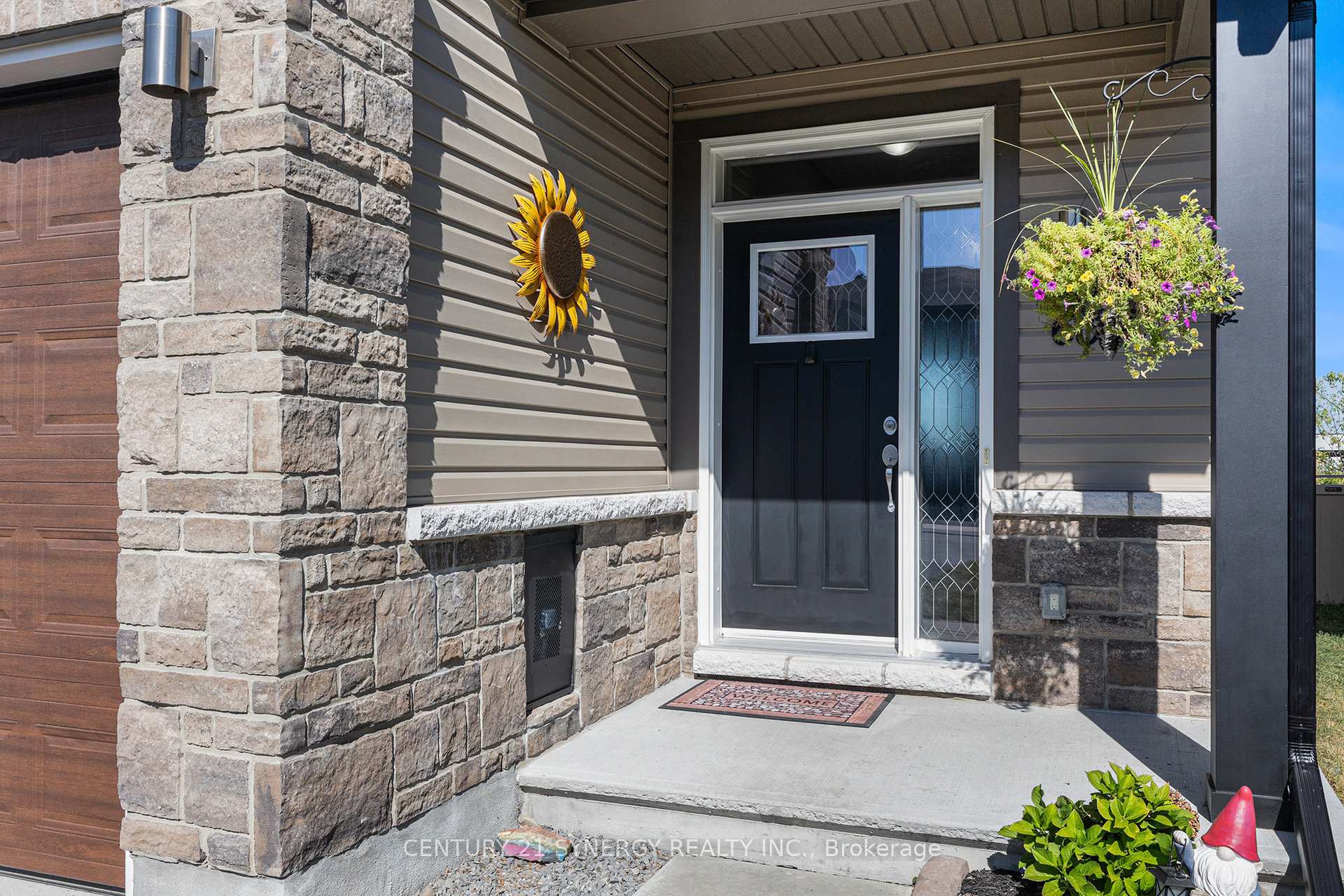 Photo 3 of 63 Stokes Drive, Carleton Place — HOMEH