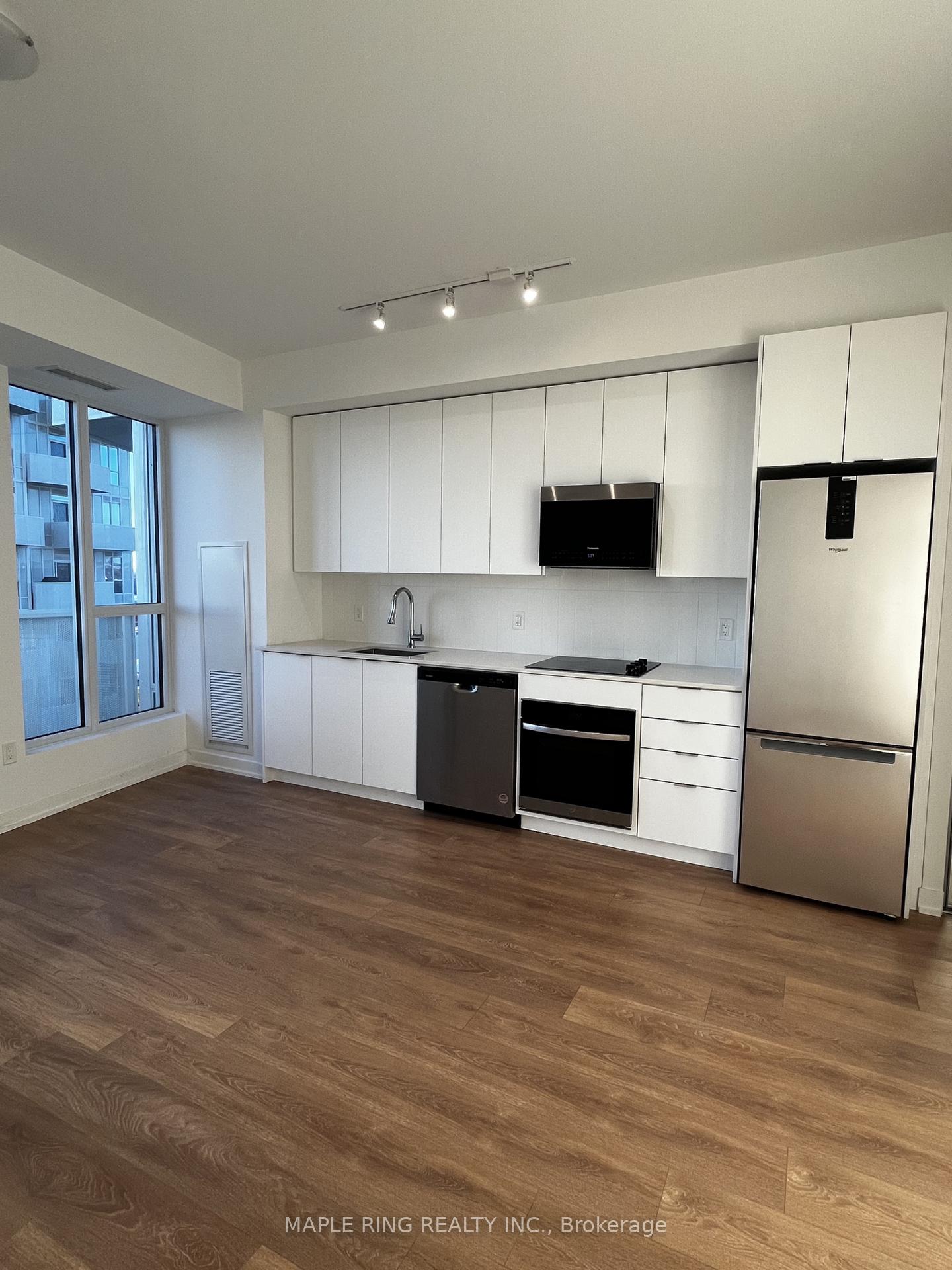 Photo 2 of Unit 910, 474 Caldari Road, Vaughan, Concord — HOMEH