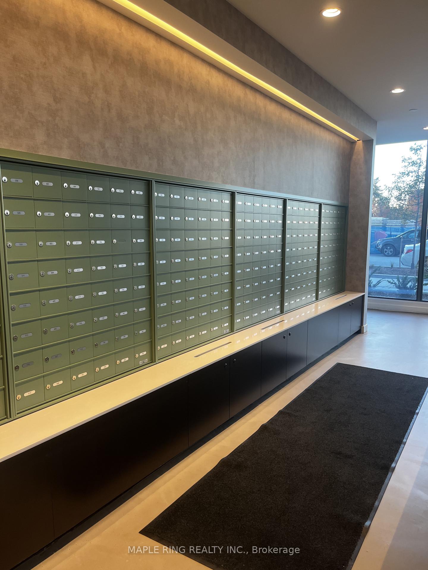 Photo 10 of Unit 910, 474 Caldari Road, Vaughan, Concord — HOMEH