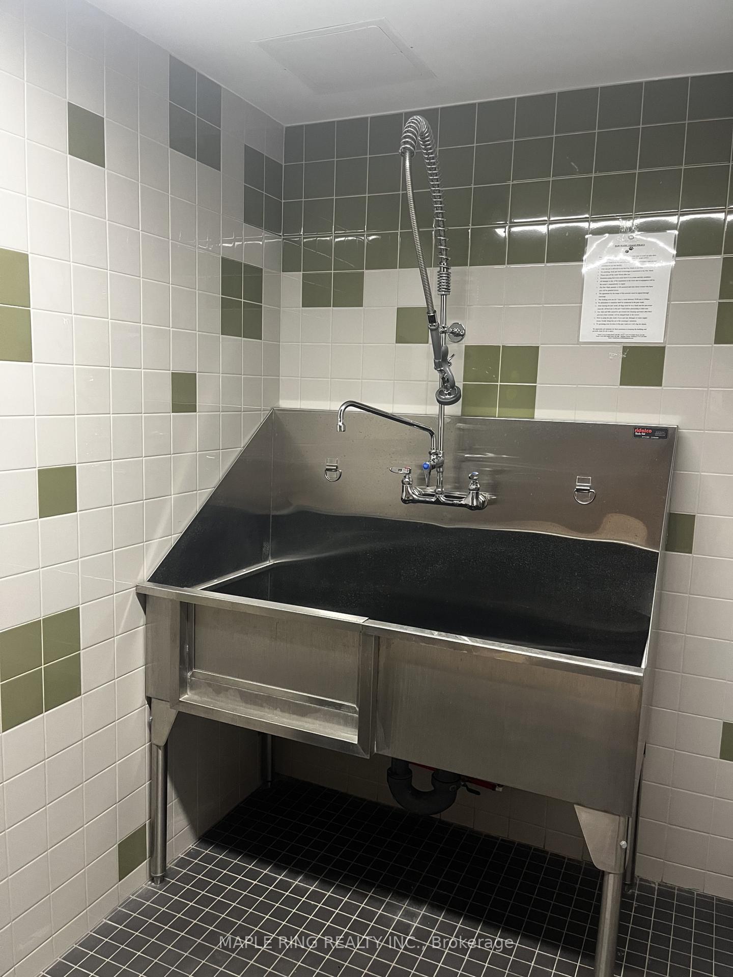 Photo 11 of Unit 910, 474 Caldari Road, Vaughan, Concord — HOMEH