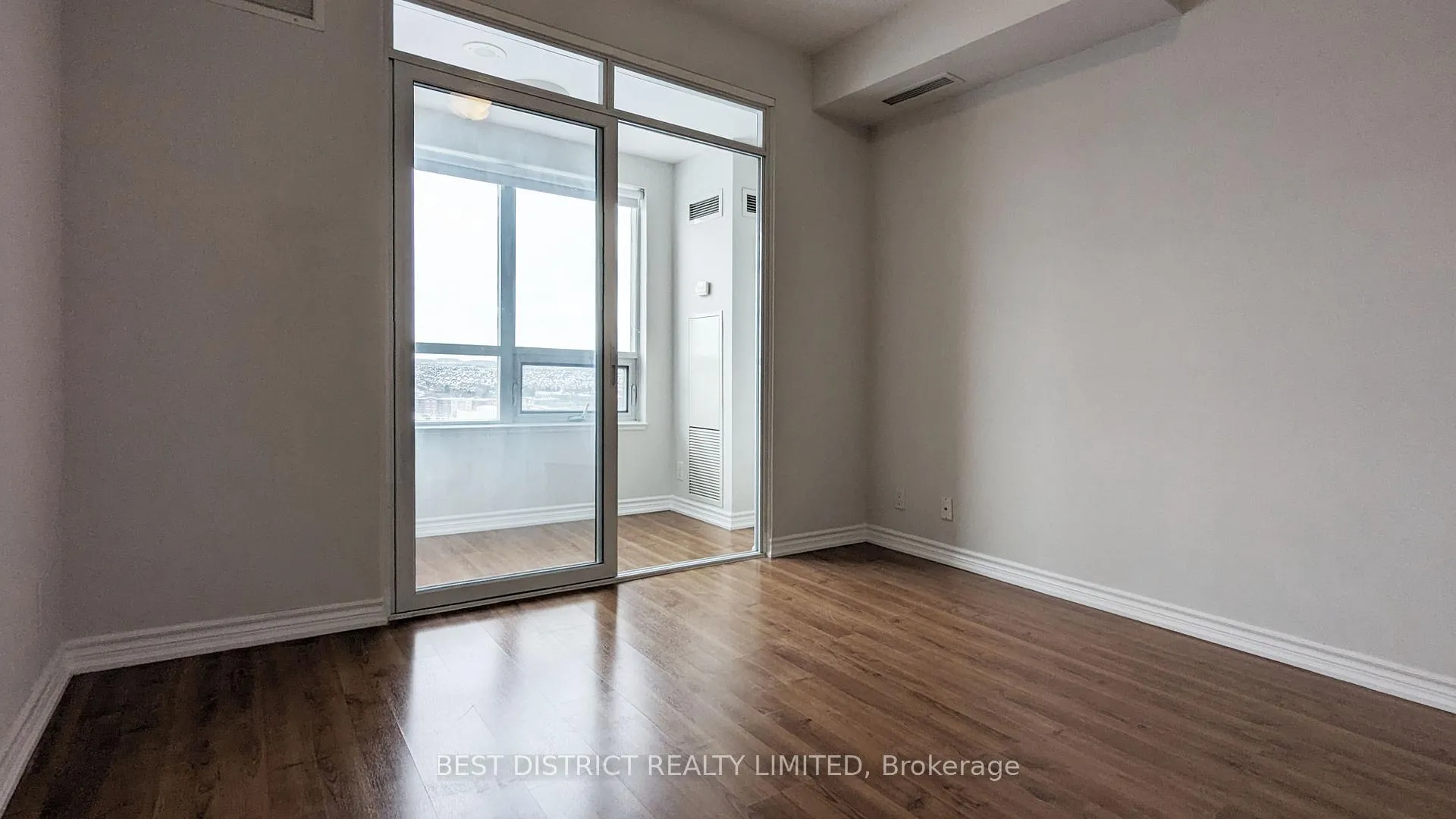 Photo 11 of Unit 1414, 9235 Jane Street, Vaughan, Maple — HOMEH
