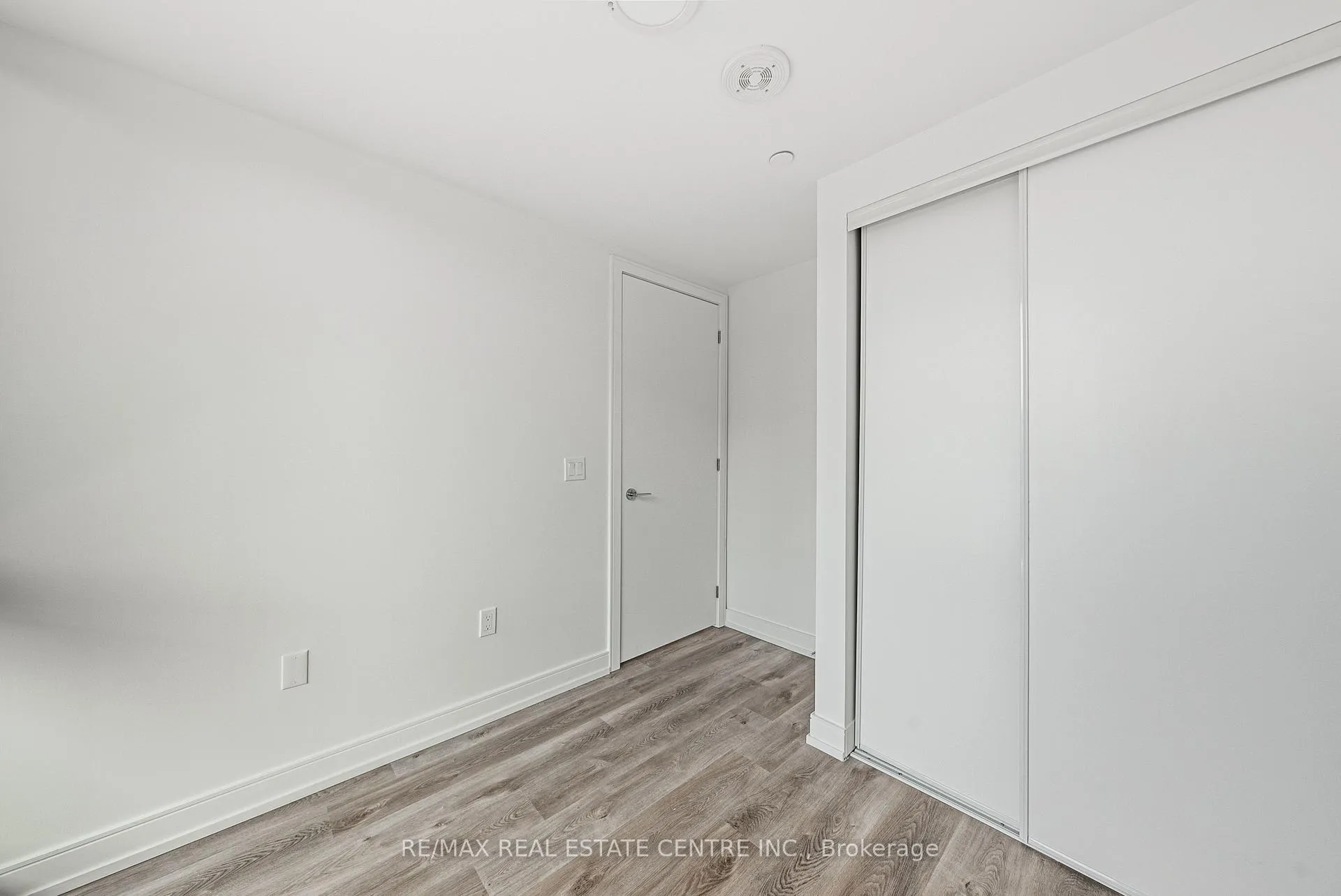 Photo 14 of Unit 511, 1 Jarvis Street, Hamilton, Beasley — HOMEH