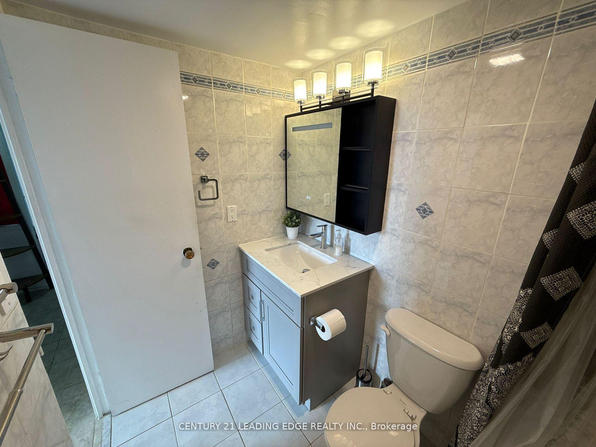 Photo 11 of Unit 815, 20 Edgecliff Golfway, Toronto, Flemingdon Park — HOMEH