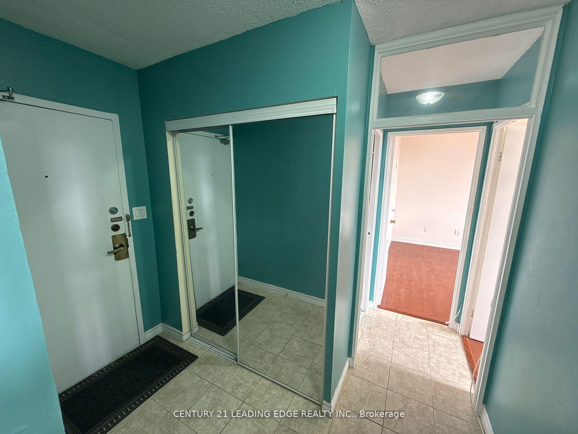 Photo 16 of Unit 815, 20 Edgecliff Golfway, Toronto, Flemingdon Park — HOMEH
