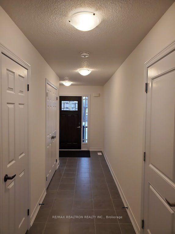 Photo 4 of 39 Foley Crescent, Collingwood — HOMEH