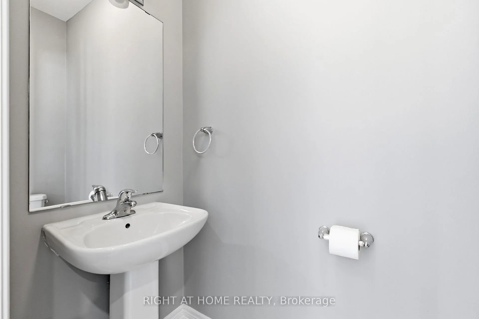 Photo 20 of 200 Paradelle Drive, Richmond Hill, Oak Ridges Lake Wilcox — HOMEH