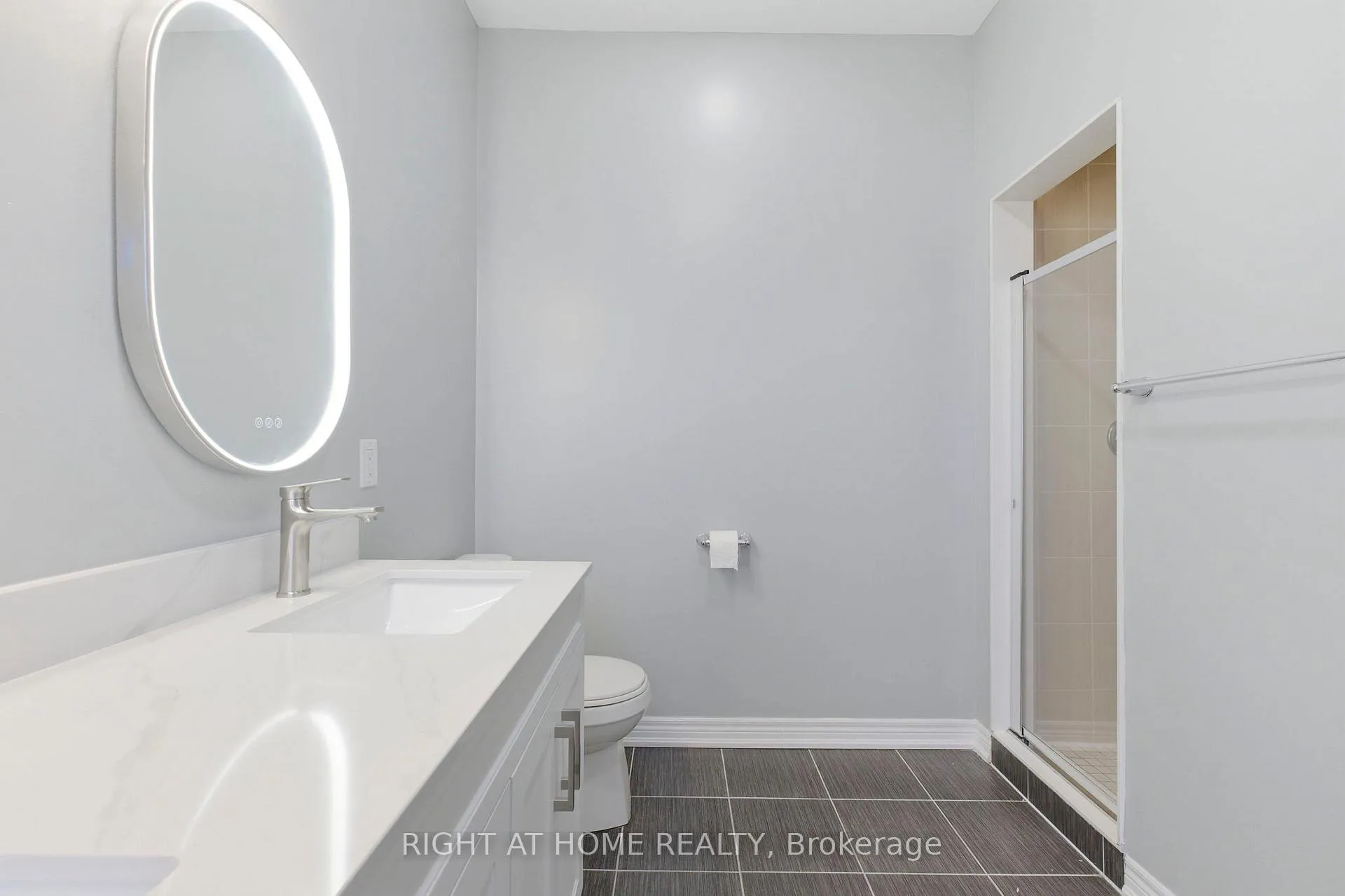Photo 27 of 200 Paradelle Drive, Richmond Hill, Oak Ridges Lake Wilcox — HOMEH