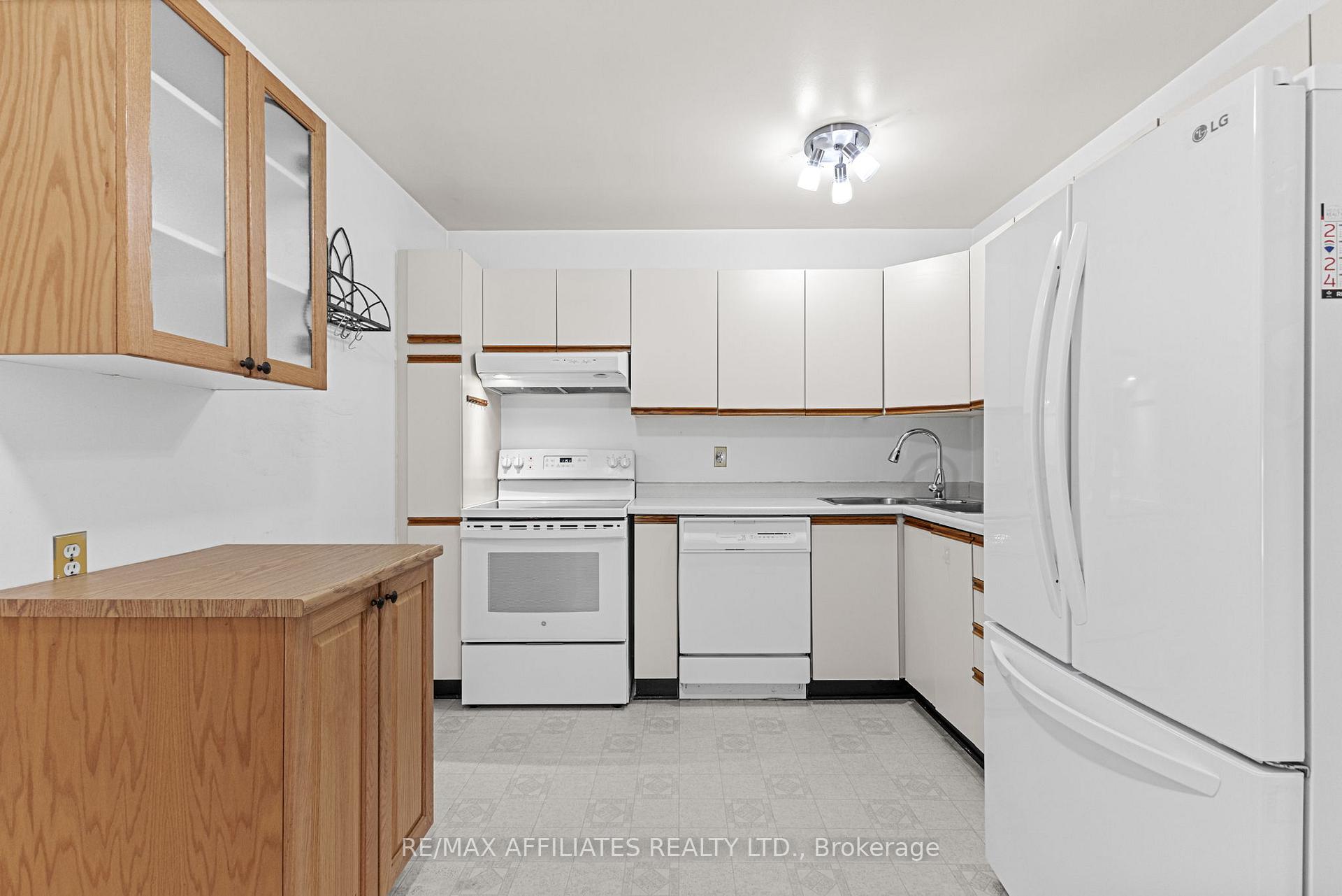 Photo 6 of 62 Bridgewater Terrace, Ottawa, Barrhaven - Cedargrove/Fraserdale — HOMEH