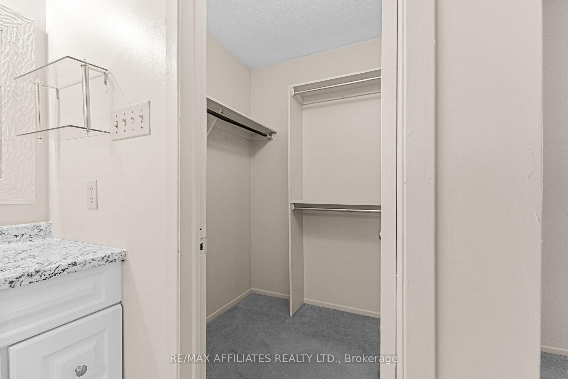 Photo 13 of 62 Bridgewater Terrace, Ottawa, Barrhaven - Cedargrove/Fraserdale — HOMEH