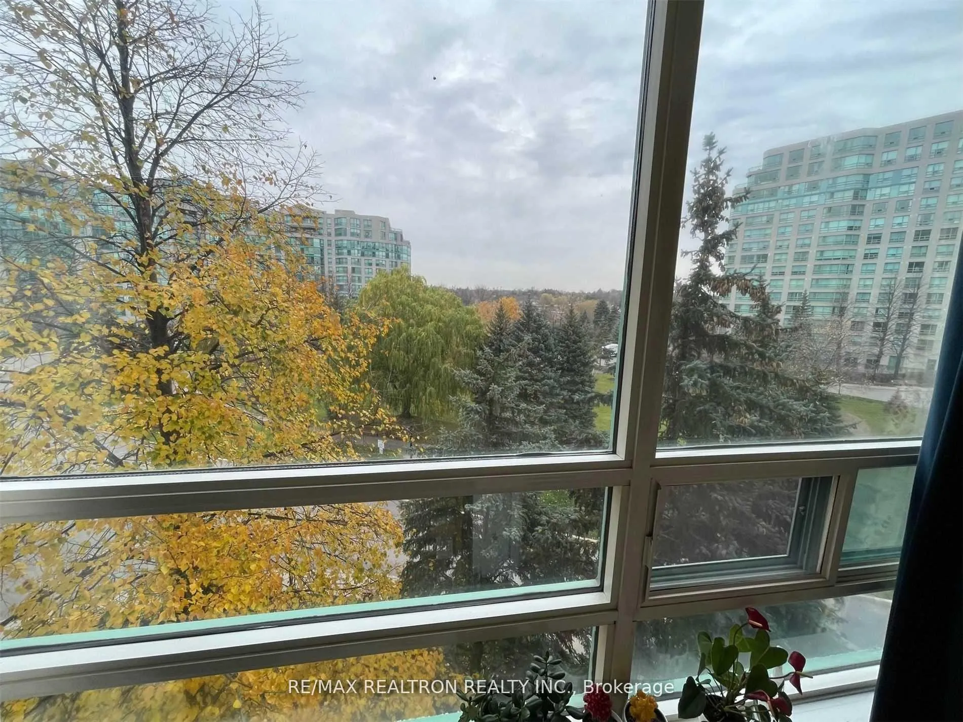 Photo 2 of Unit 512, 7805 Bayview Avenue, Markham, Aileen-Willowbrook — HOMEH