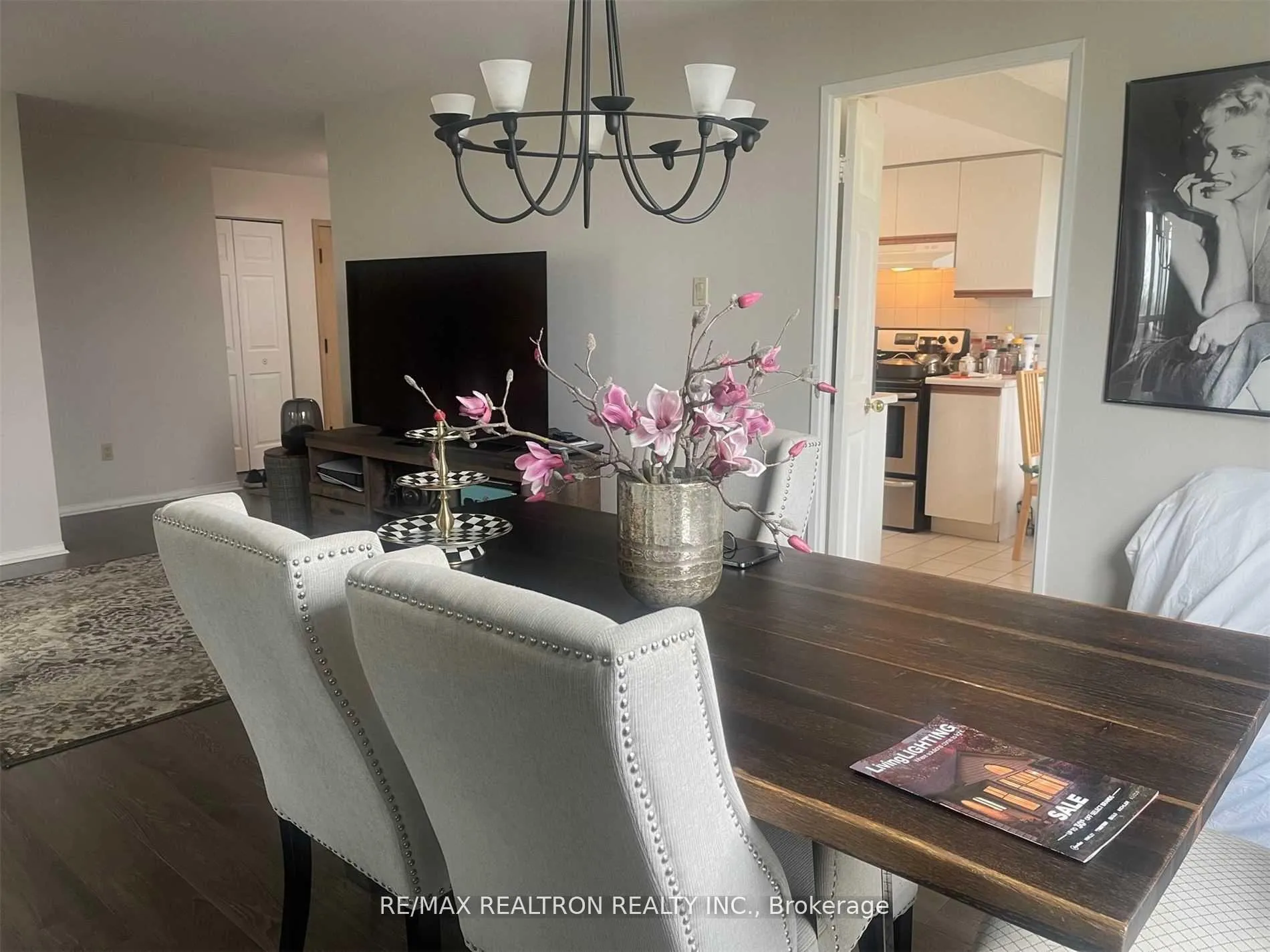 Photo 3 of Unit 512, 7805 Bayview Avenue, Markham, Aileen-Willowbrook — HOMEH