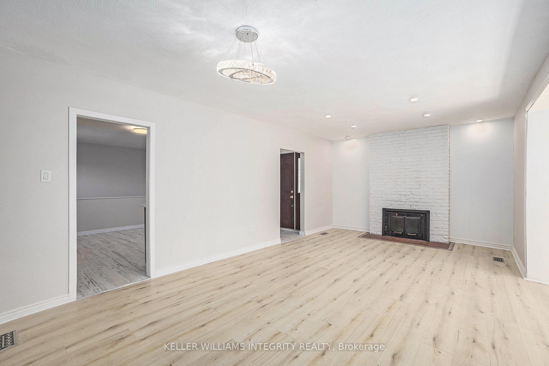 Photo 7 of 1401 Lowen Drive, Ottawa, Riverside South/Gloucester Glen — HOMEH