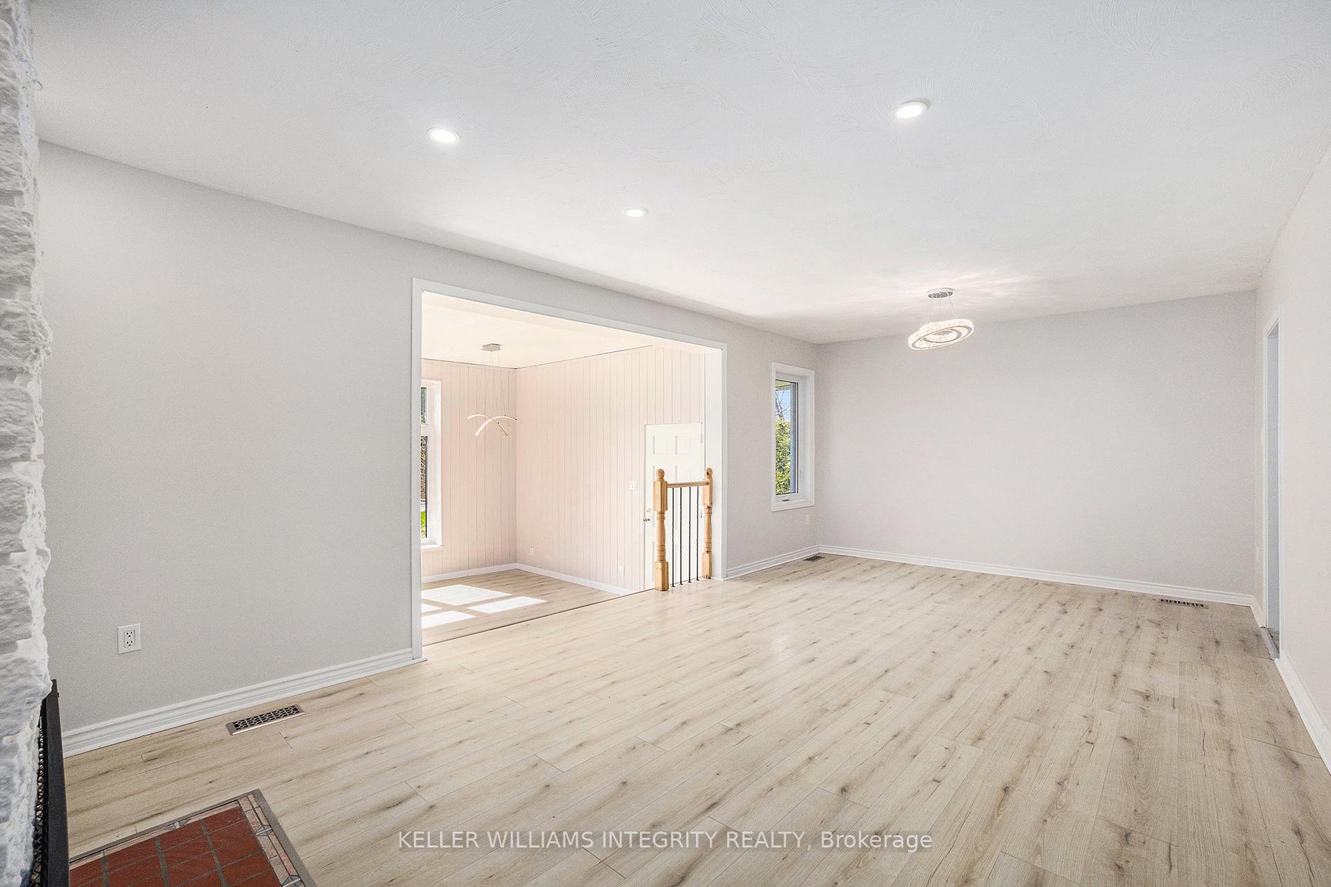 Photo 8 of 1401 Lowen Drive, Ottawa, Riverside South/Gloucester Glen — HOMEH