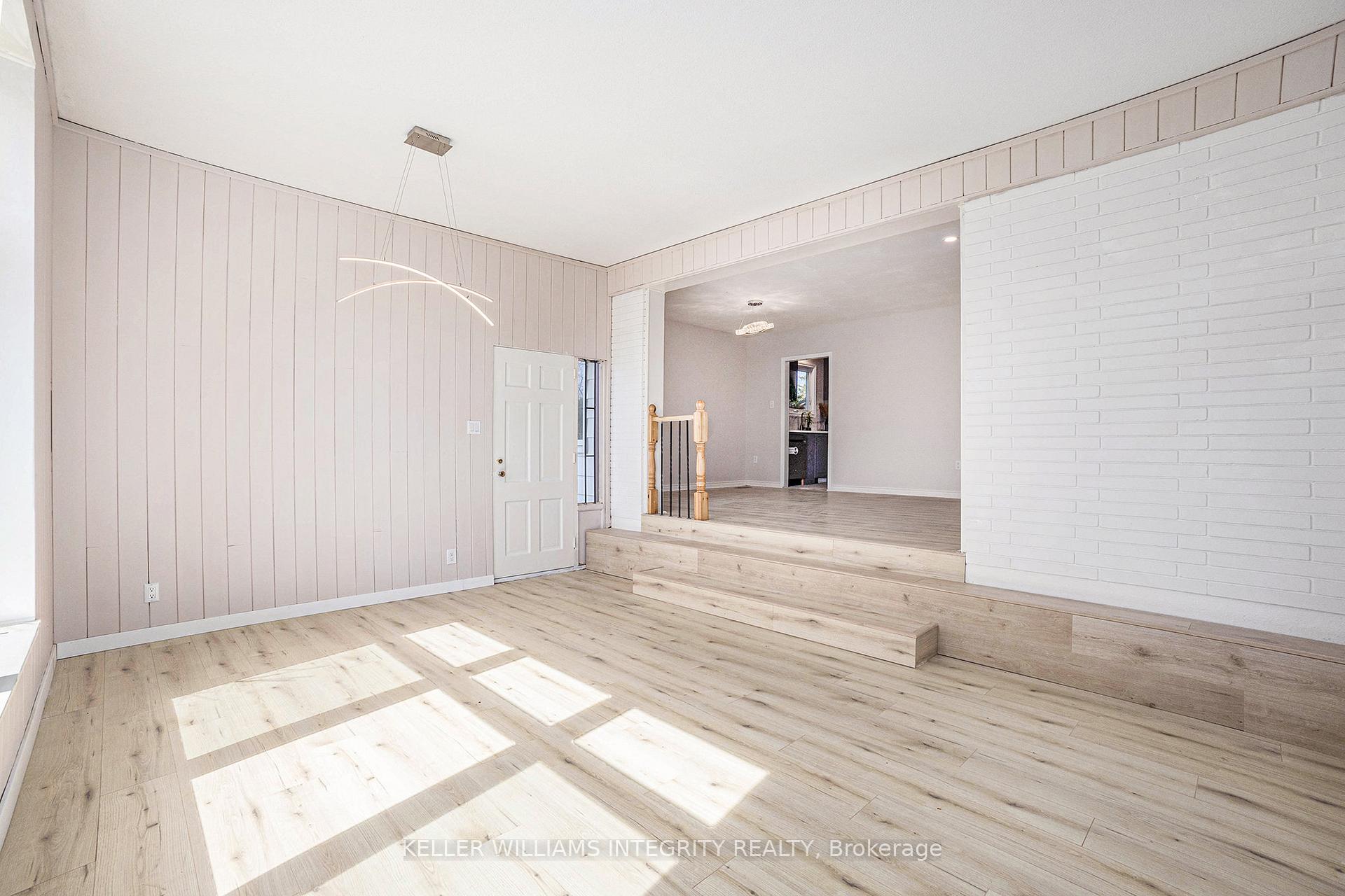 Photo 14 of 1401 Lowen Drive, Ottawa, Riverside South/Gloucester Glen — HOMEH