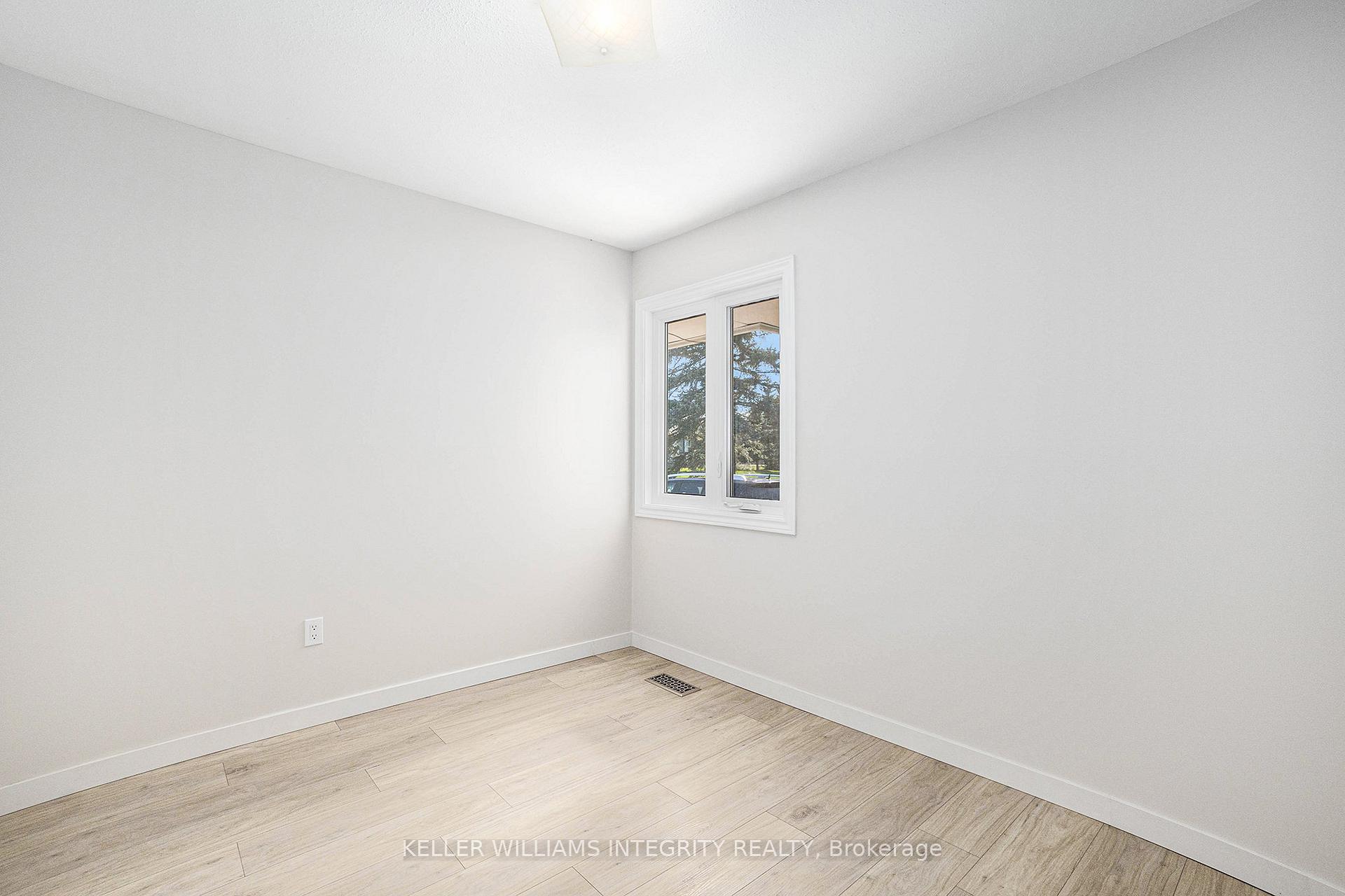 Photo 19 of 1401 Lowen Drive, Ottawa, Riverside South/Gloucester Glen — HOMEH