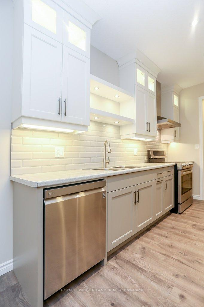 Photo 13 of Unit 23, 234 Peach Tree Boulevard, St. Thomas — HOMEH