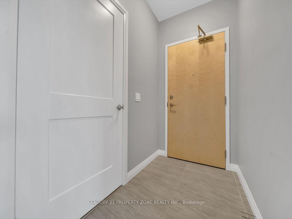 Photo 12 of Unit 1402, 104 Garment Street, Kitchener — HOMEH