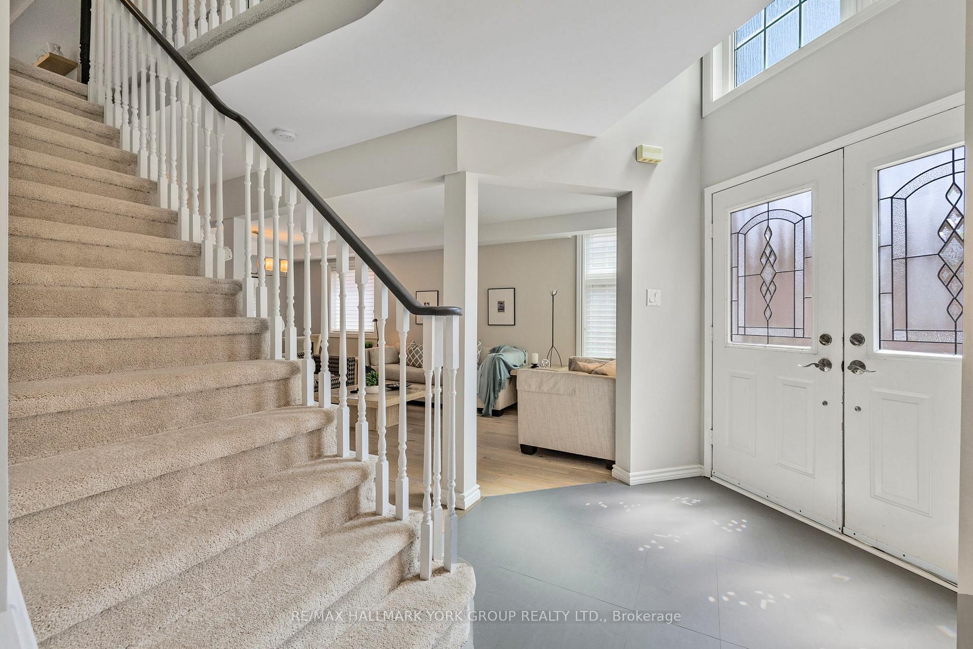 Photo 3 of 59 Rush Road, Aurora, Bayview Wellington — HOMEH