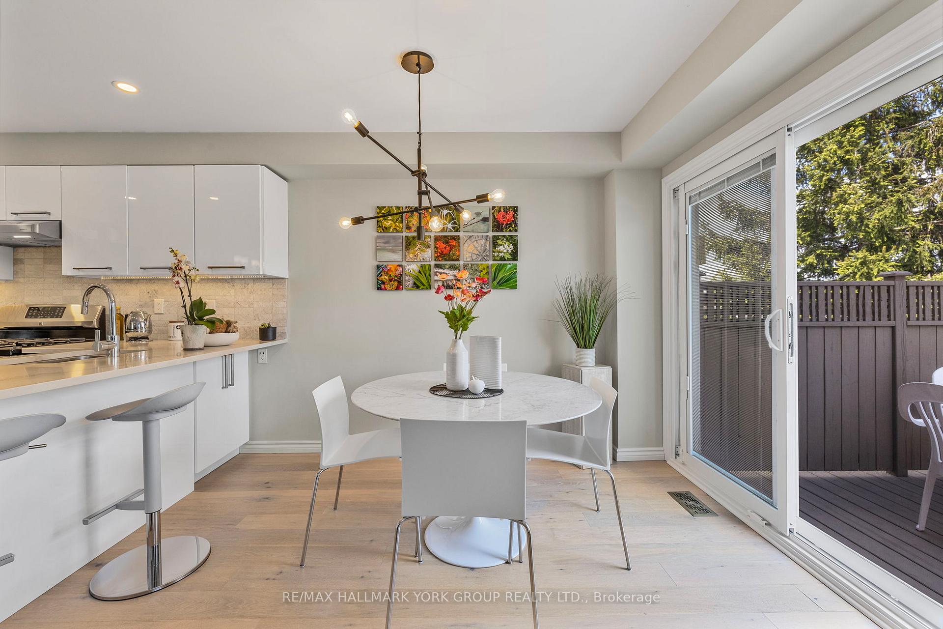 Photo 16 of 59 Rush Road, Aurora, Bayview Wellington — HOMEH