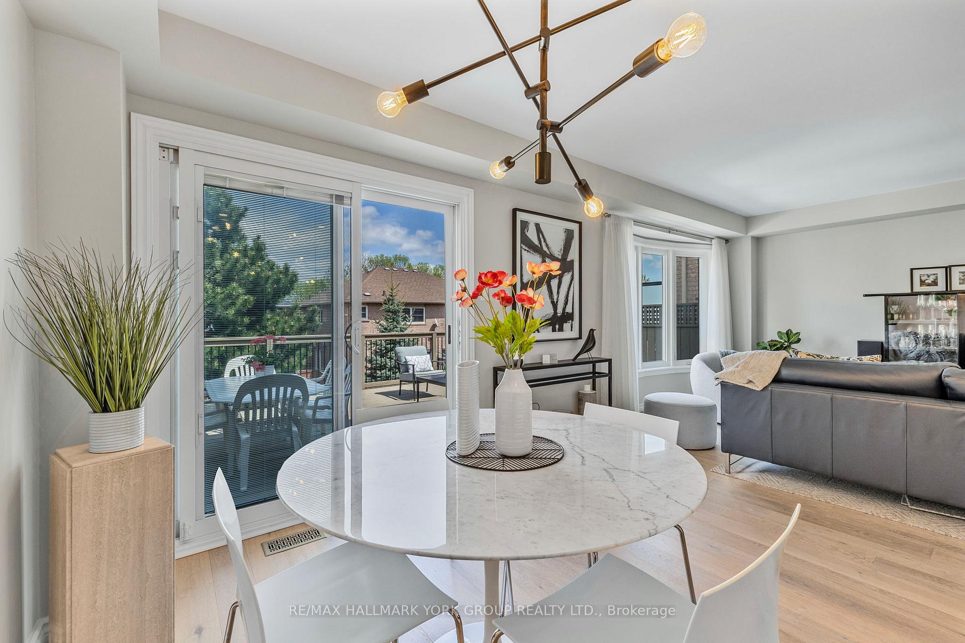Photo 18 of 59 Rush Road, Aurora, Bayview Wellington — HOMEH